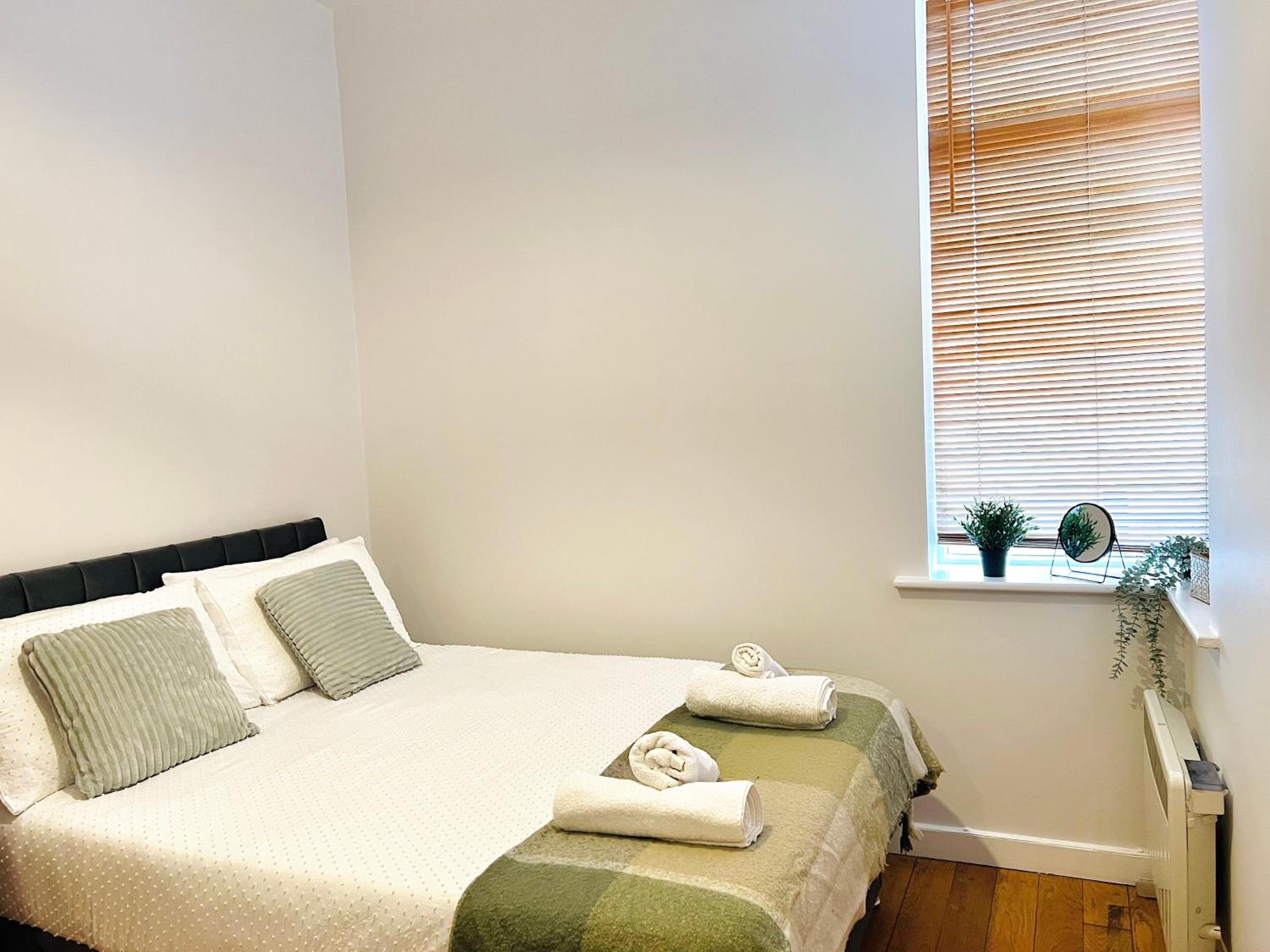 Cosy River View Flat at Temple Bar