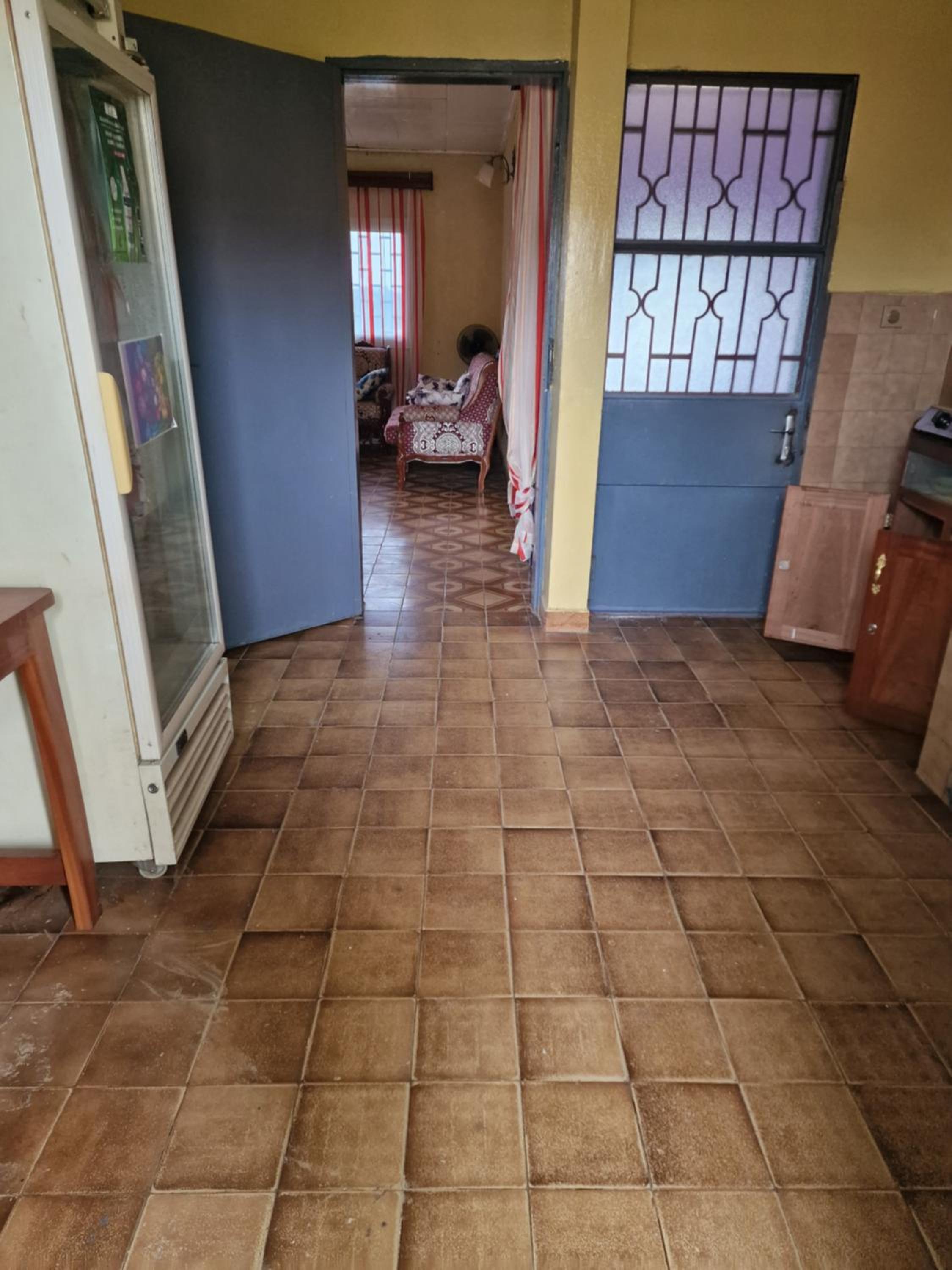 Bel Appartement 2 chambres meublé à Bafoussam