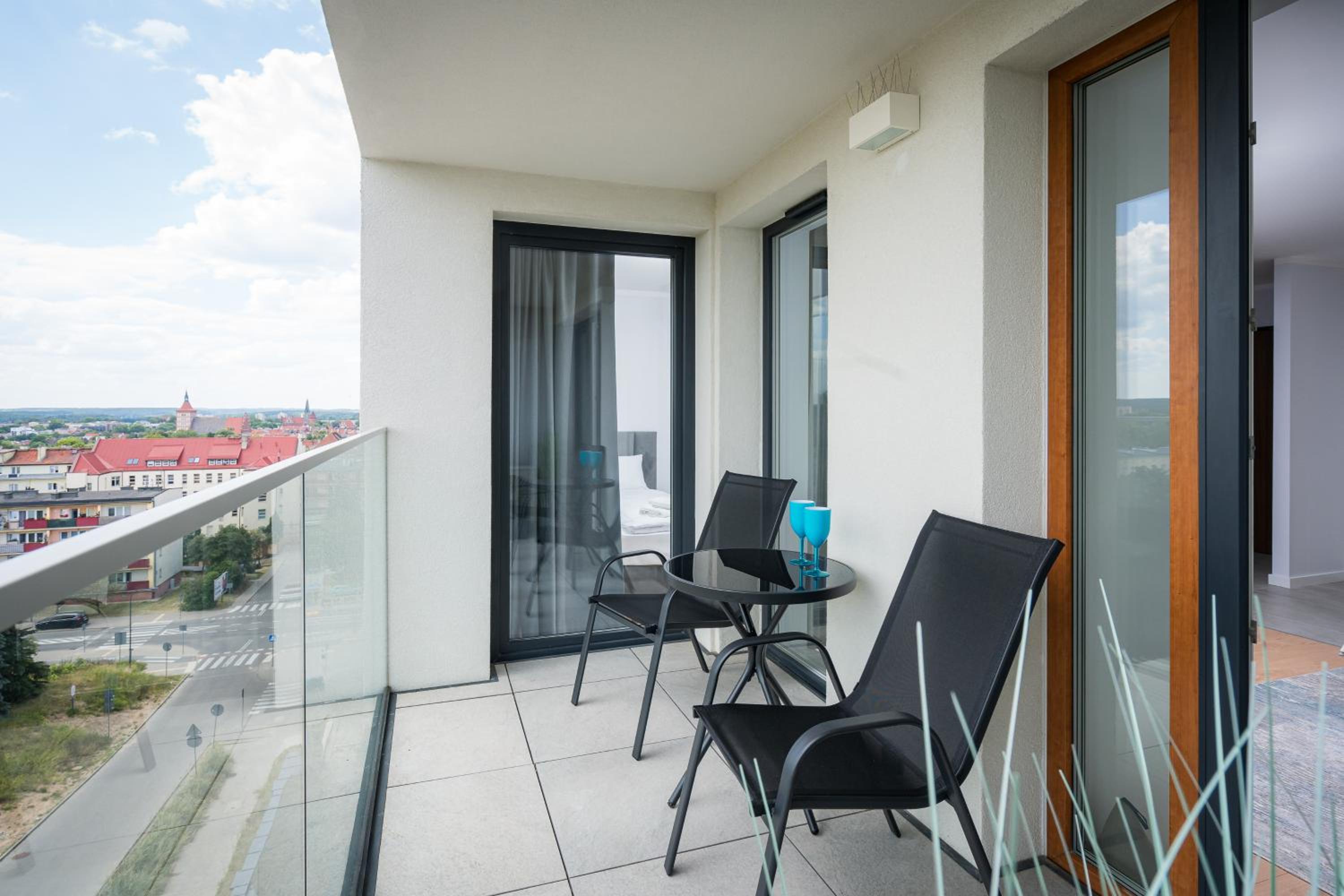 Centaurus 49 by RENT4YOU