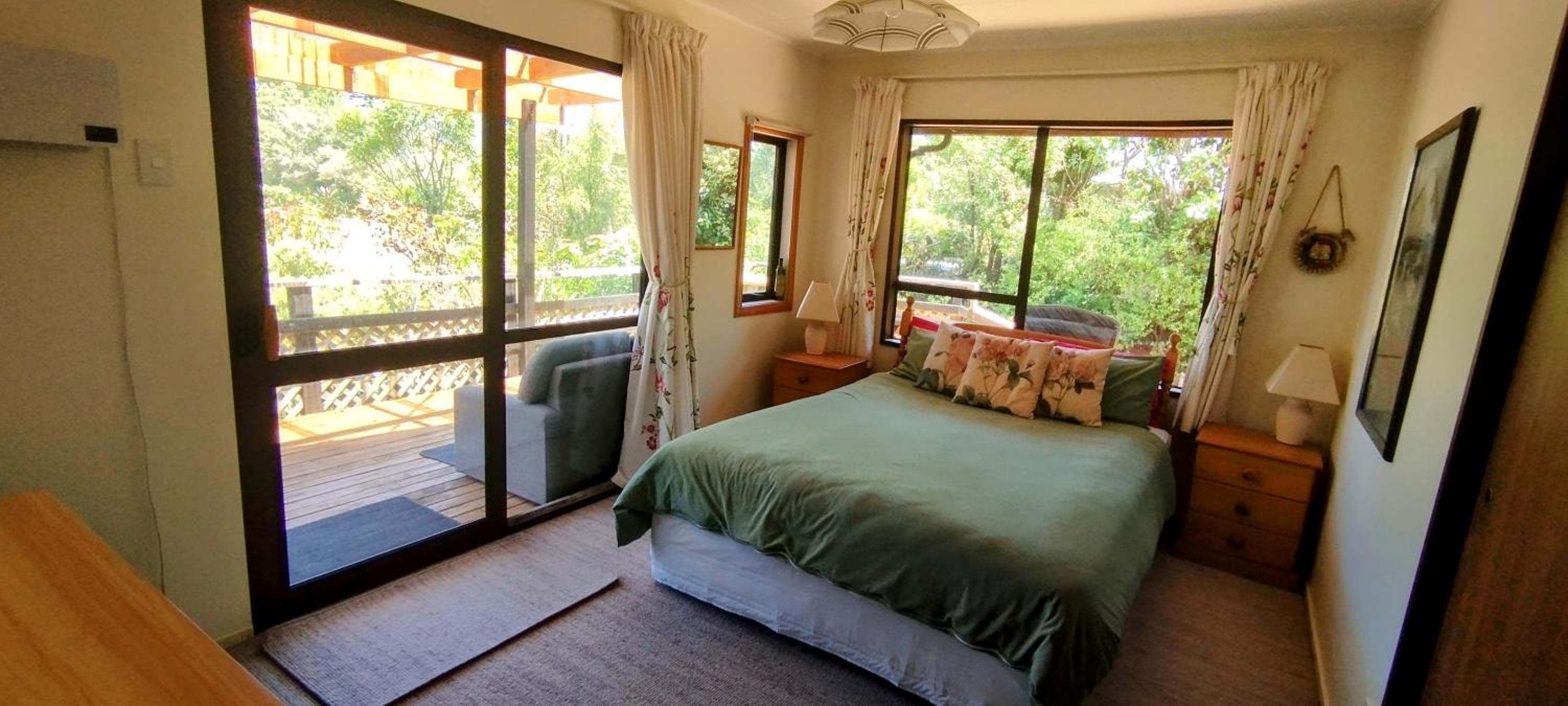 La Vie En Rose Cottage