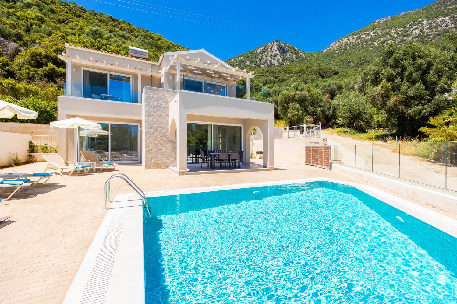 Villa Daisy view 3