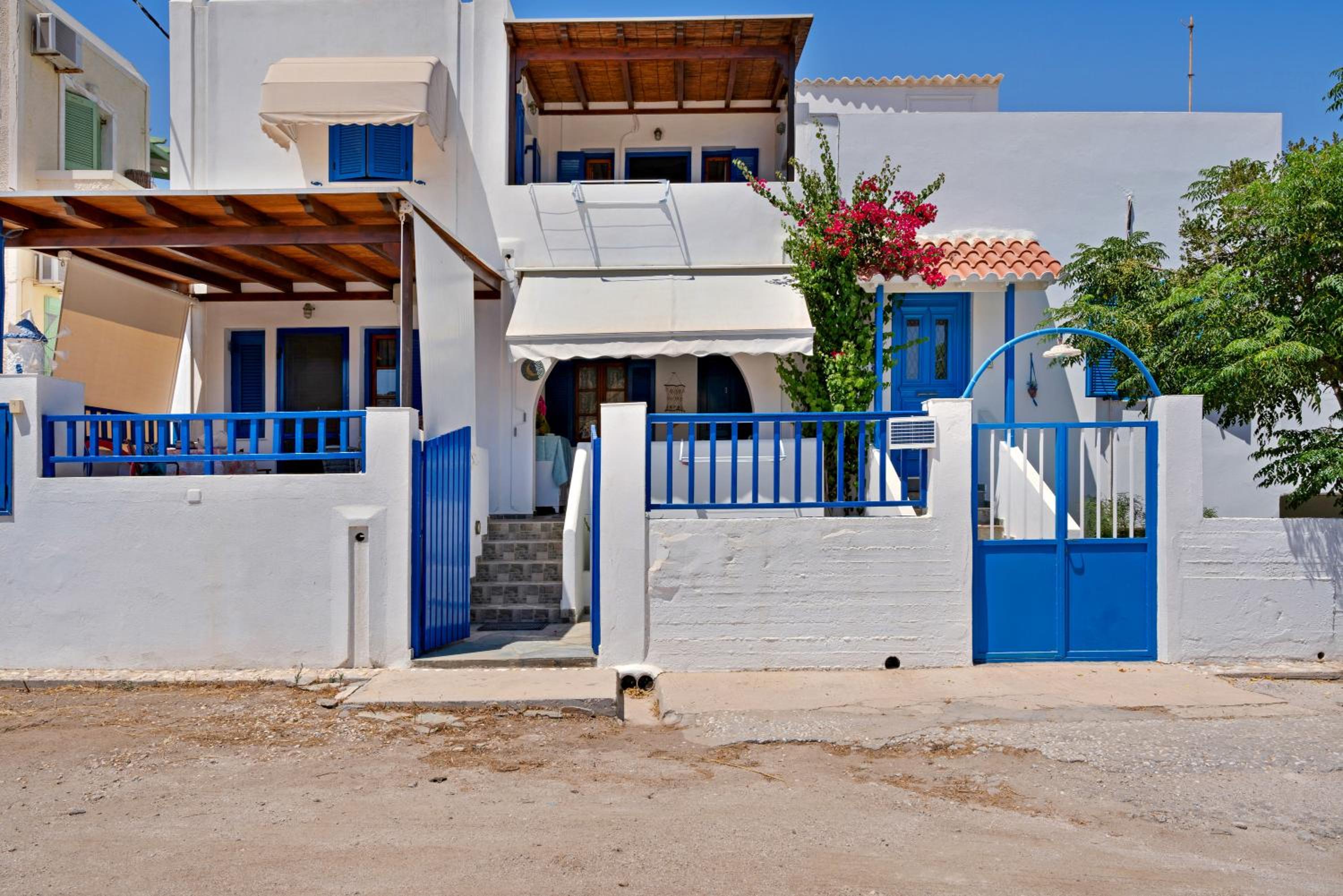 Argyris comfy apartment view 3