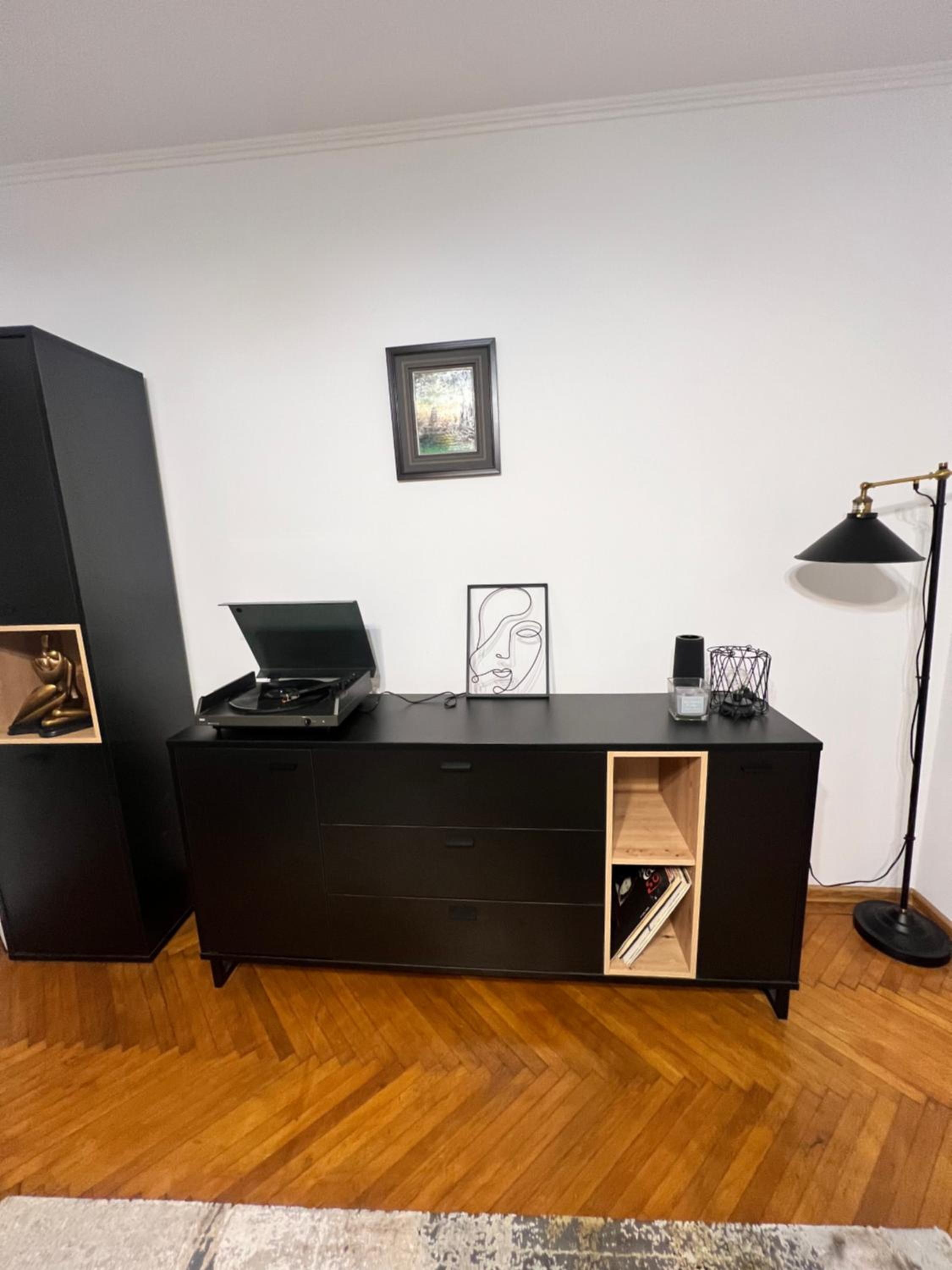 Luxe Apartment Andreea view 5