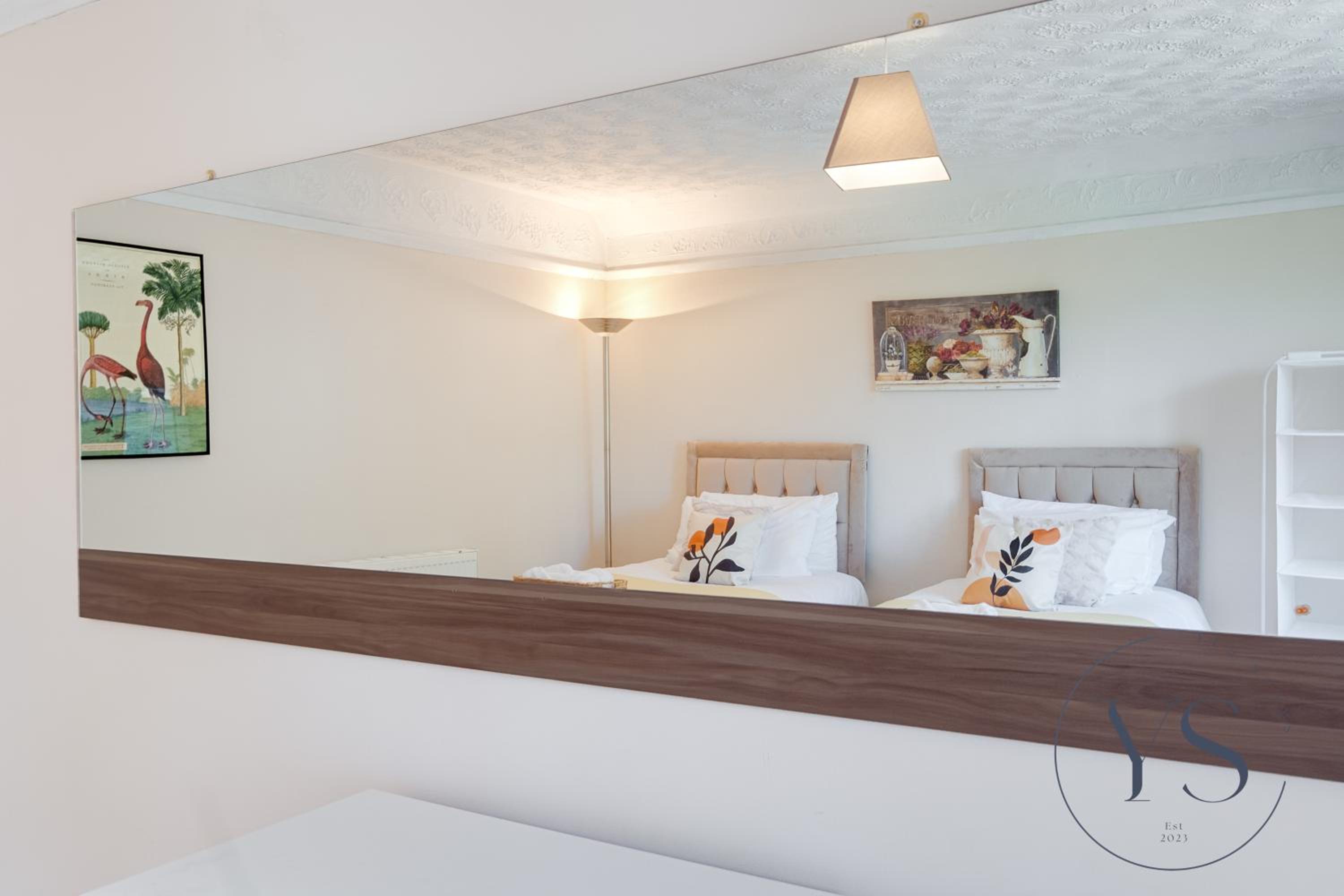 4BR Cottage, Parking, NEC, Birmingham Airport