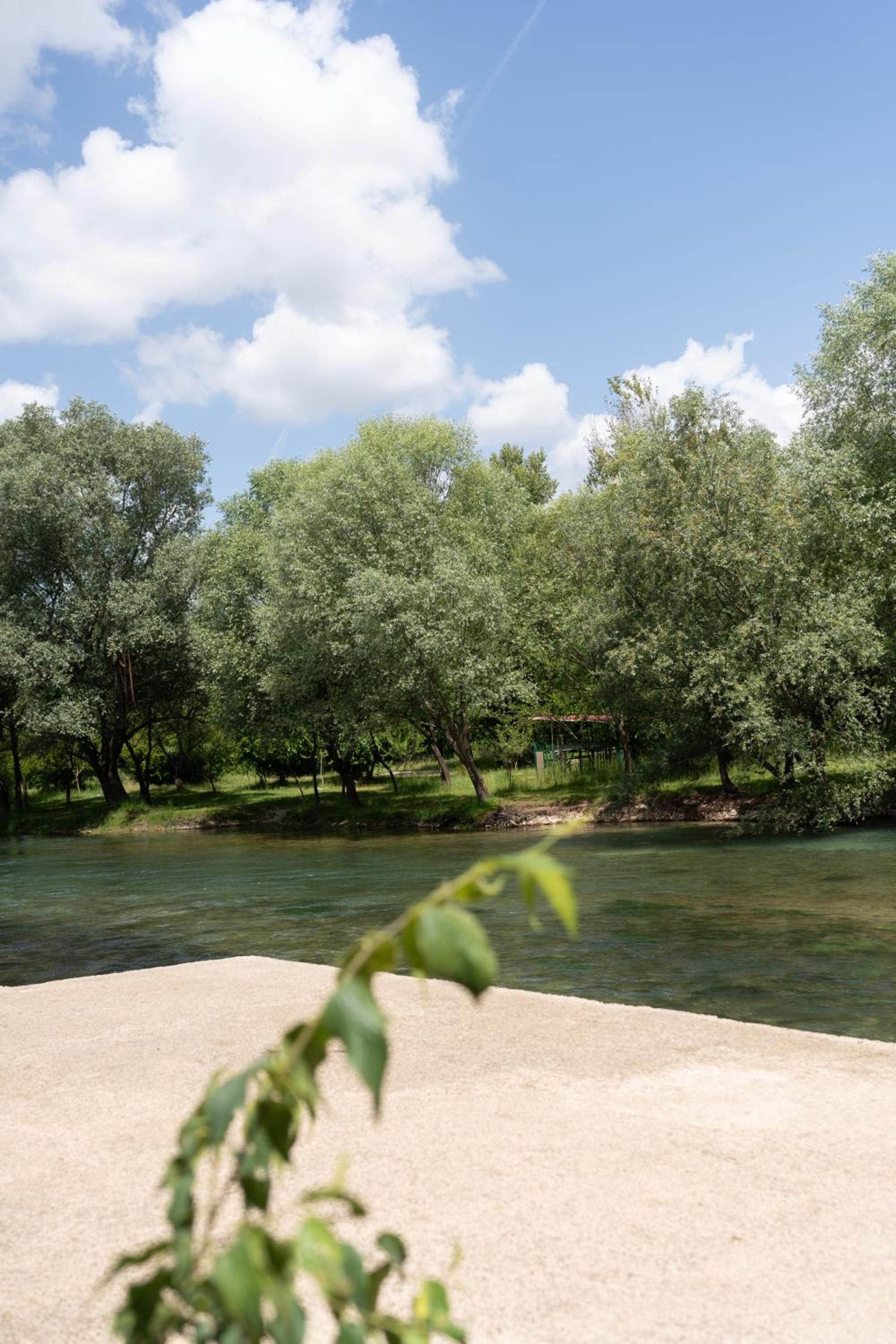 Villa Paradise On The River