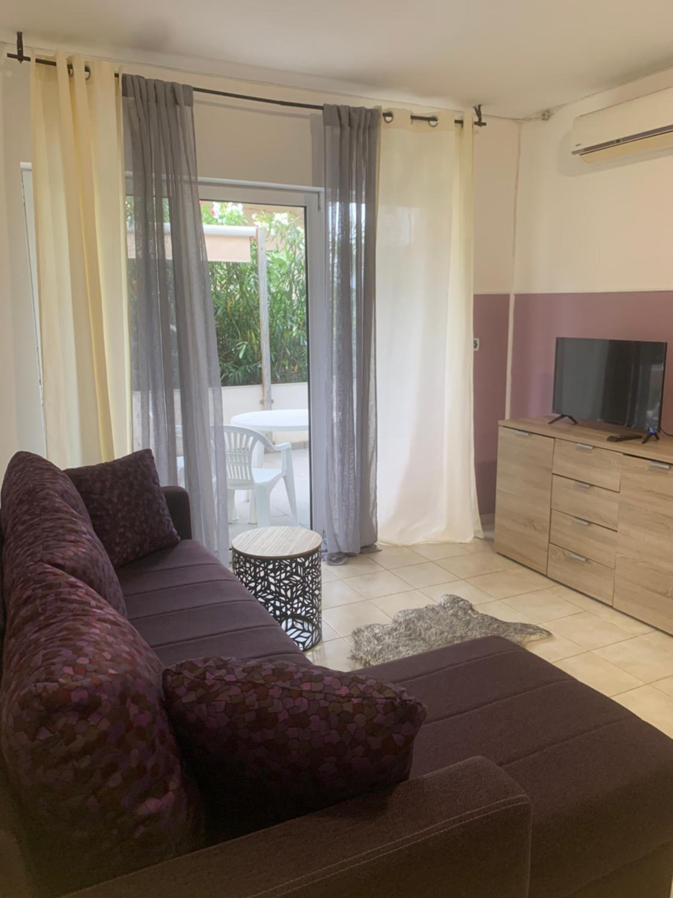 Location Apartments view 5