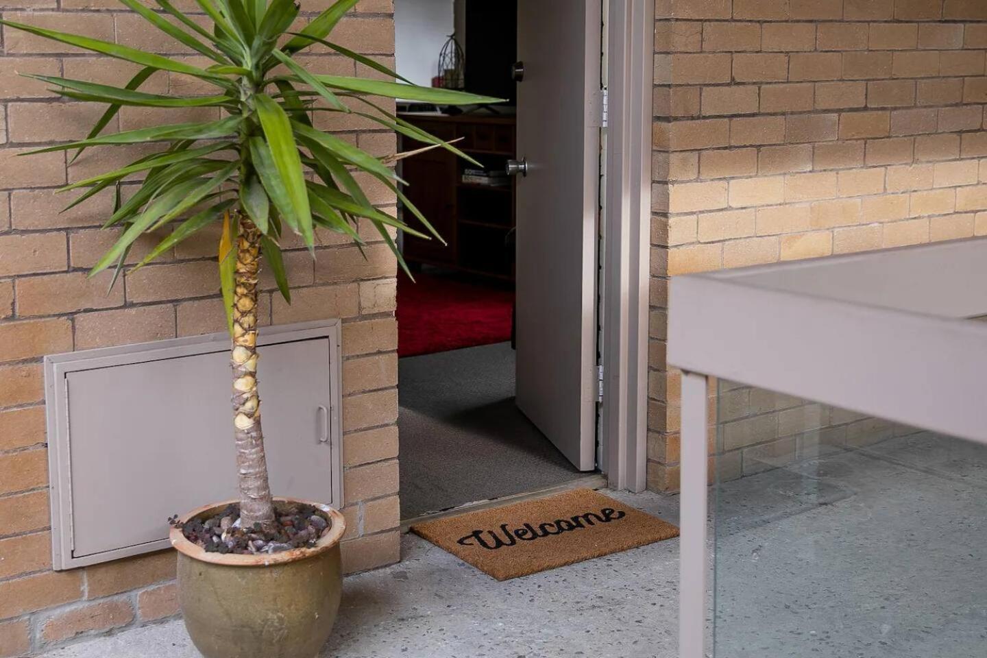 Mid-century Gem - Geelong CBD