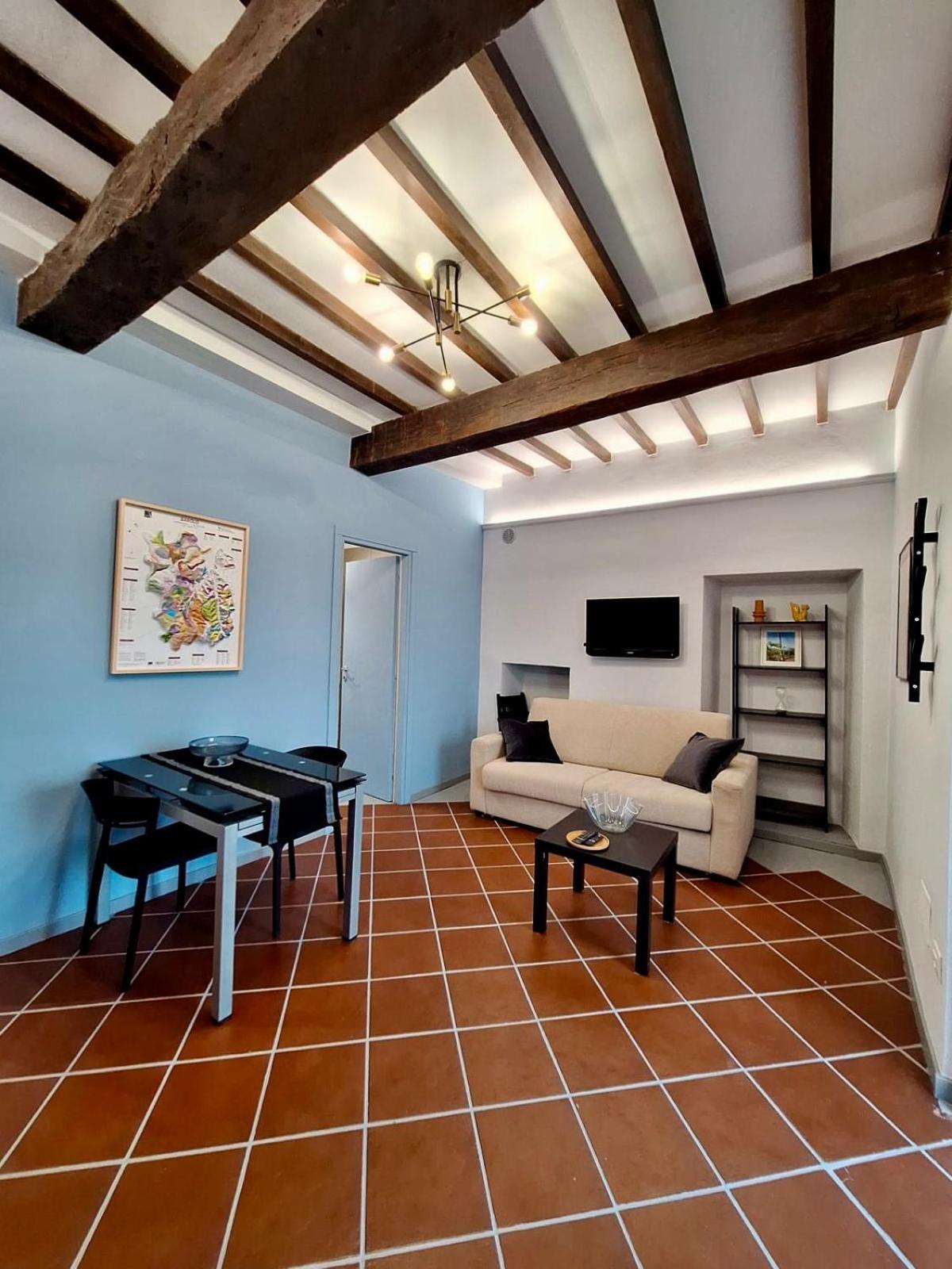 Casa Fioroni Langhe Apartments