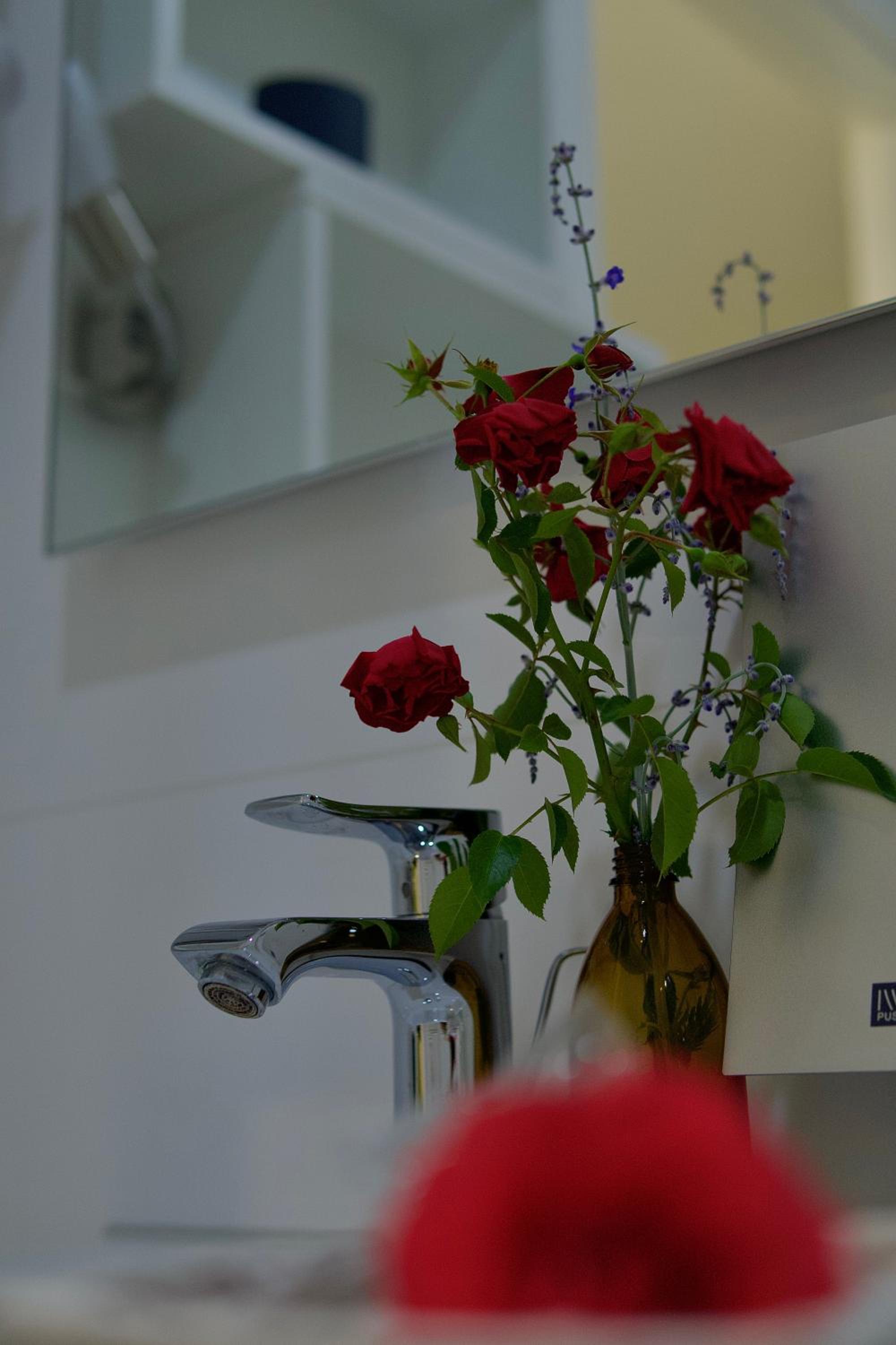 B&B Outlet Hotel - Metzingen - Bad Urach - Free Parking
