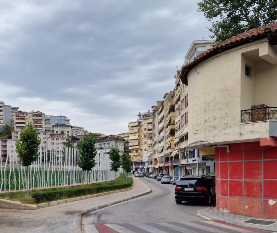 Gjirokastra apartment 360