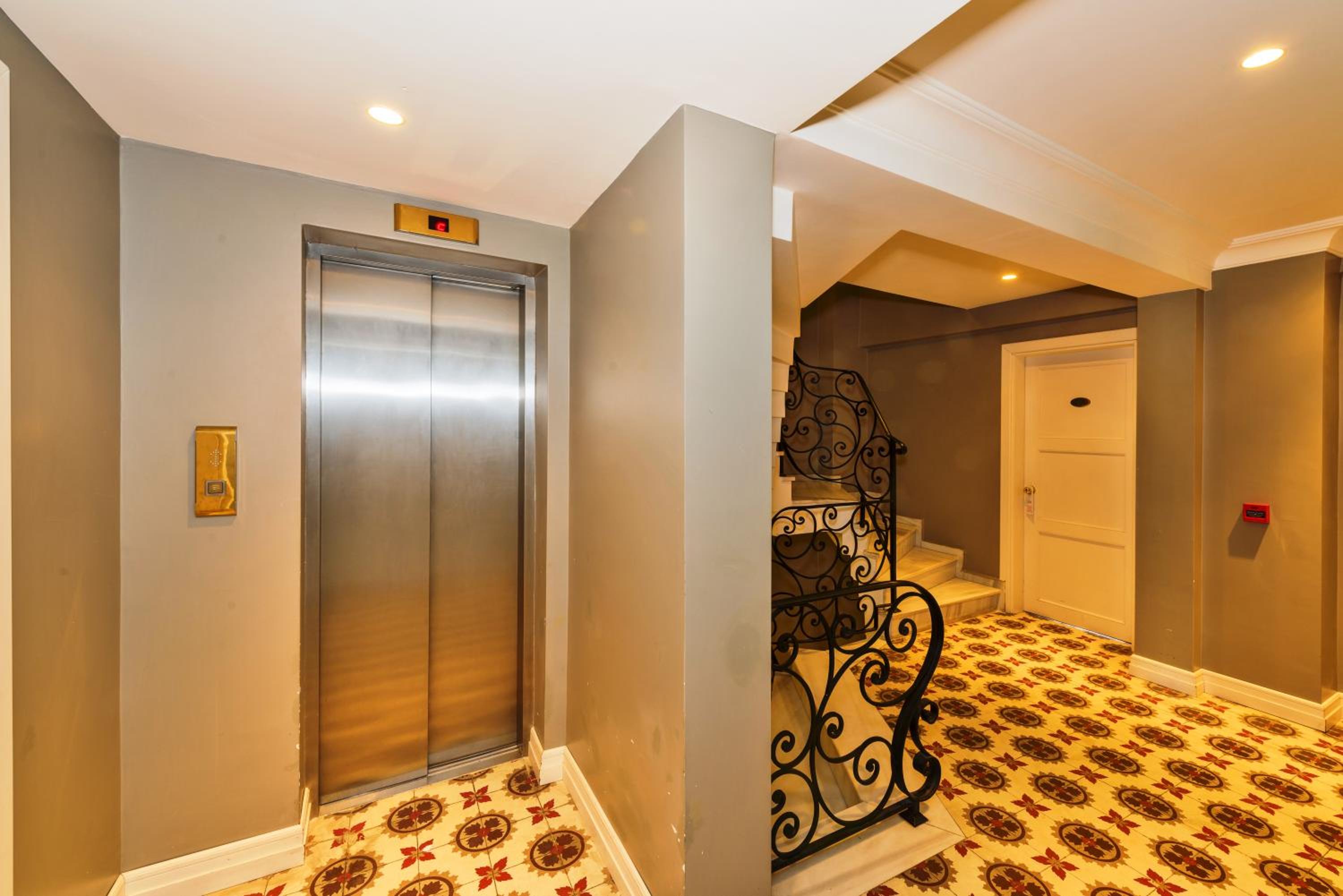 Agora Life Otel - Özel Sınıf - Image 53