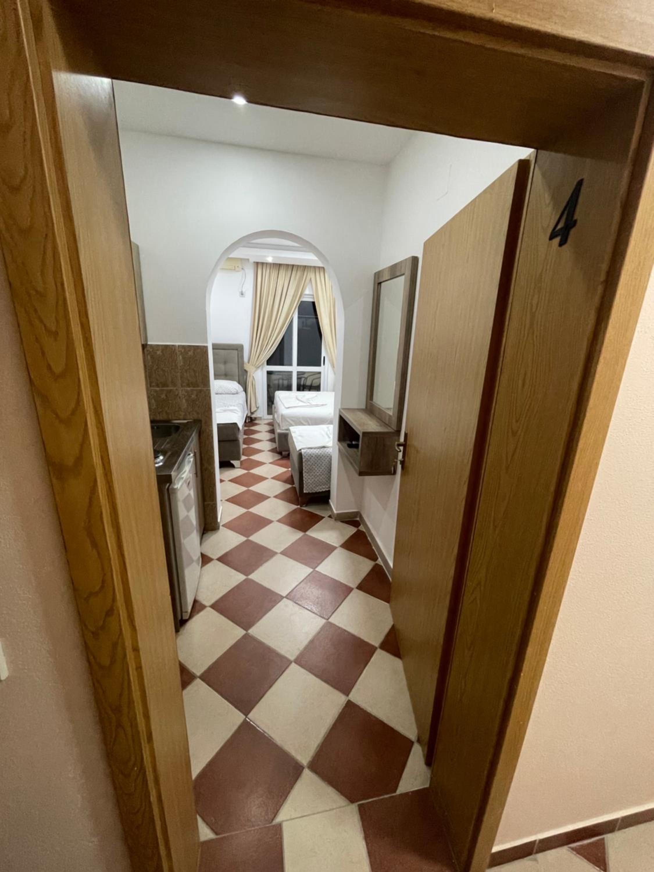 Kodra Apartments