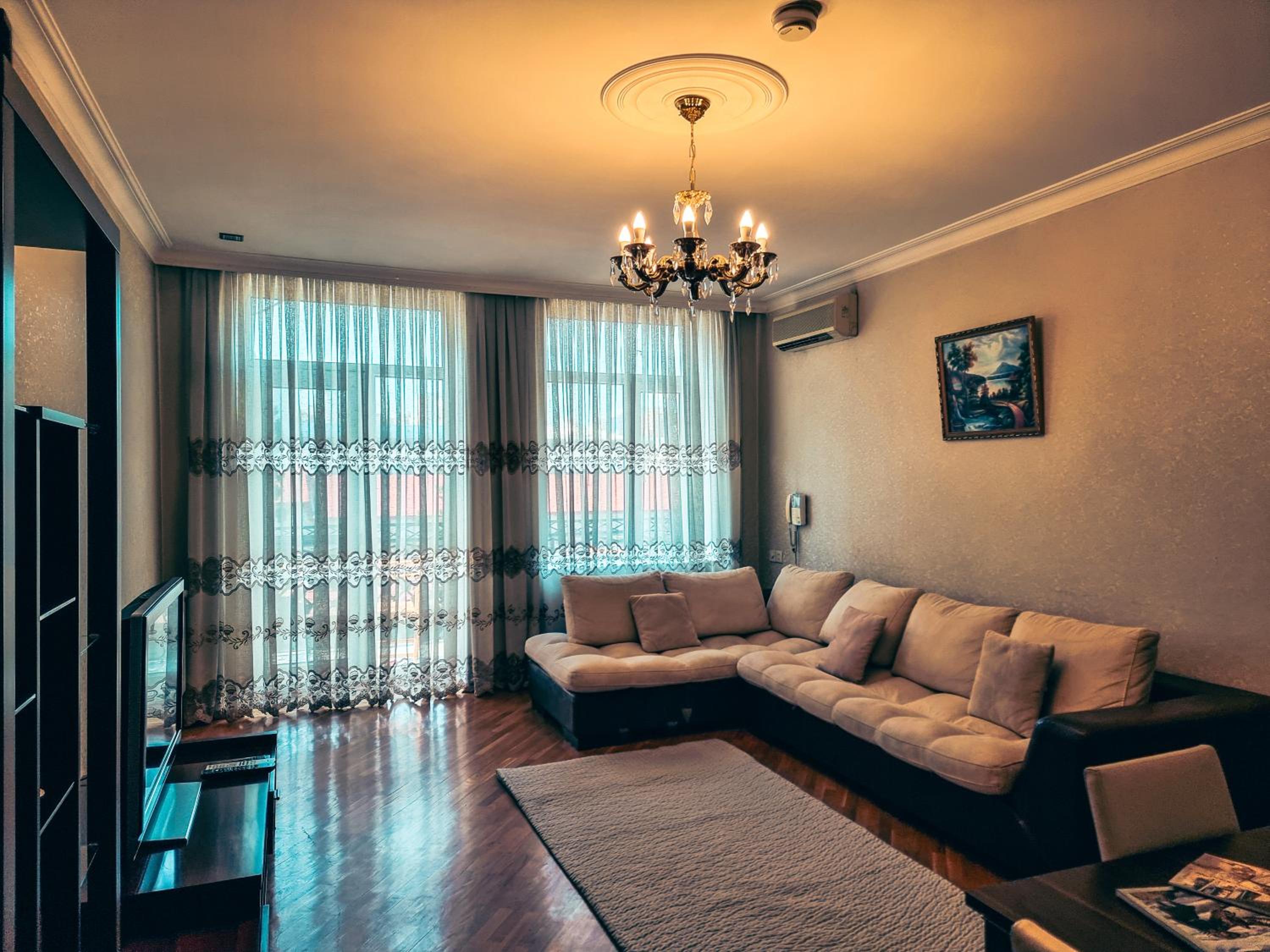 Papa Jons apartment