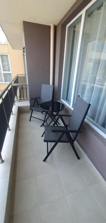 Central Beach Ravda Apartments