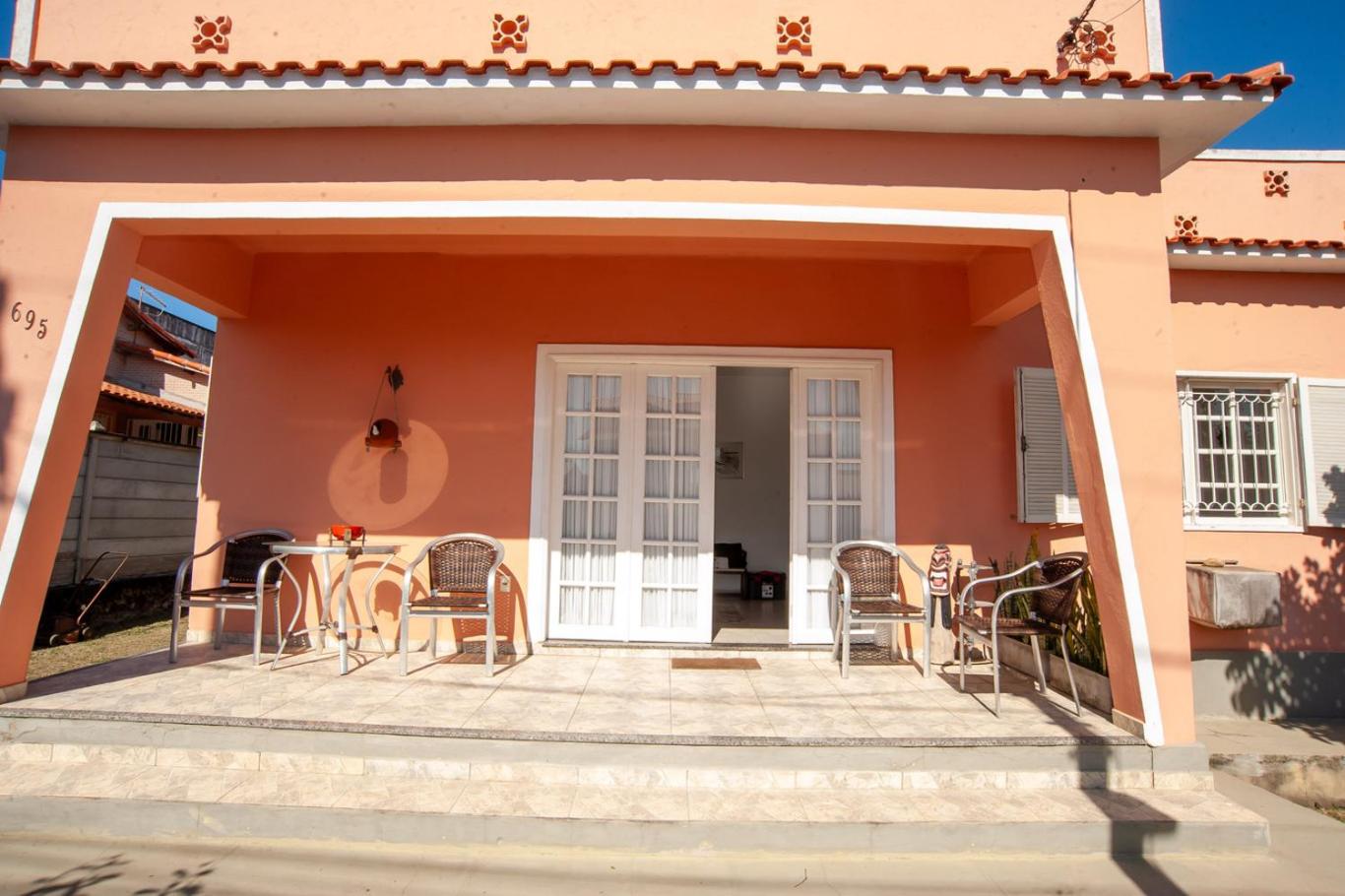 Casa c ar-condicionado a 200m do mar-Saquarema RJ