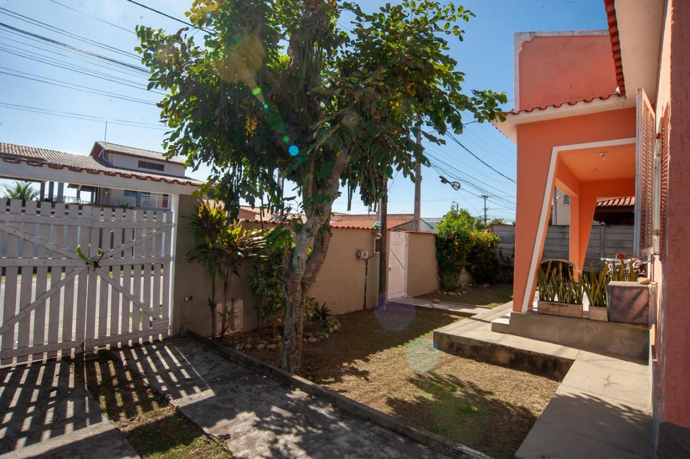 Casa c ar-condicionado a 200m do mar-Saquarema RJ