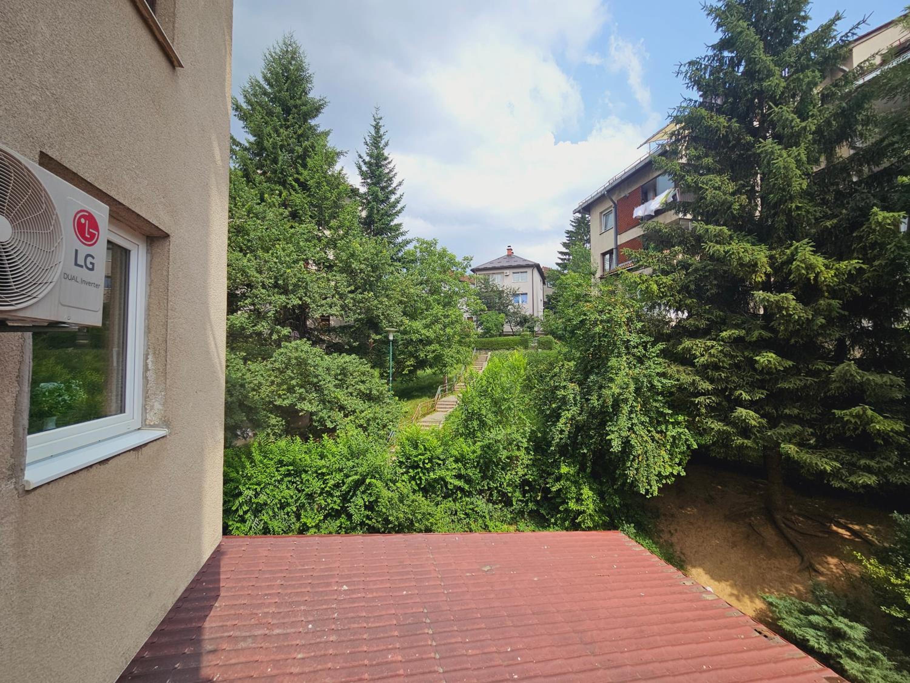 Cozy Sarajevo City Apartment