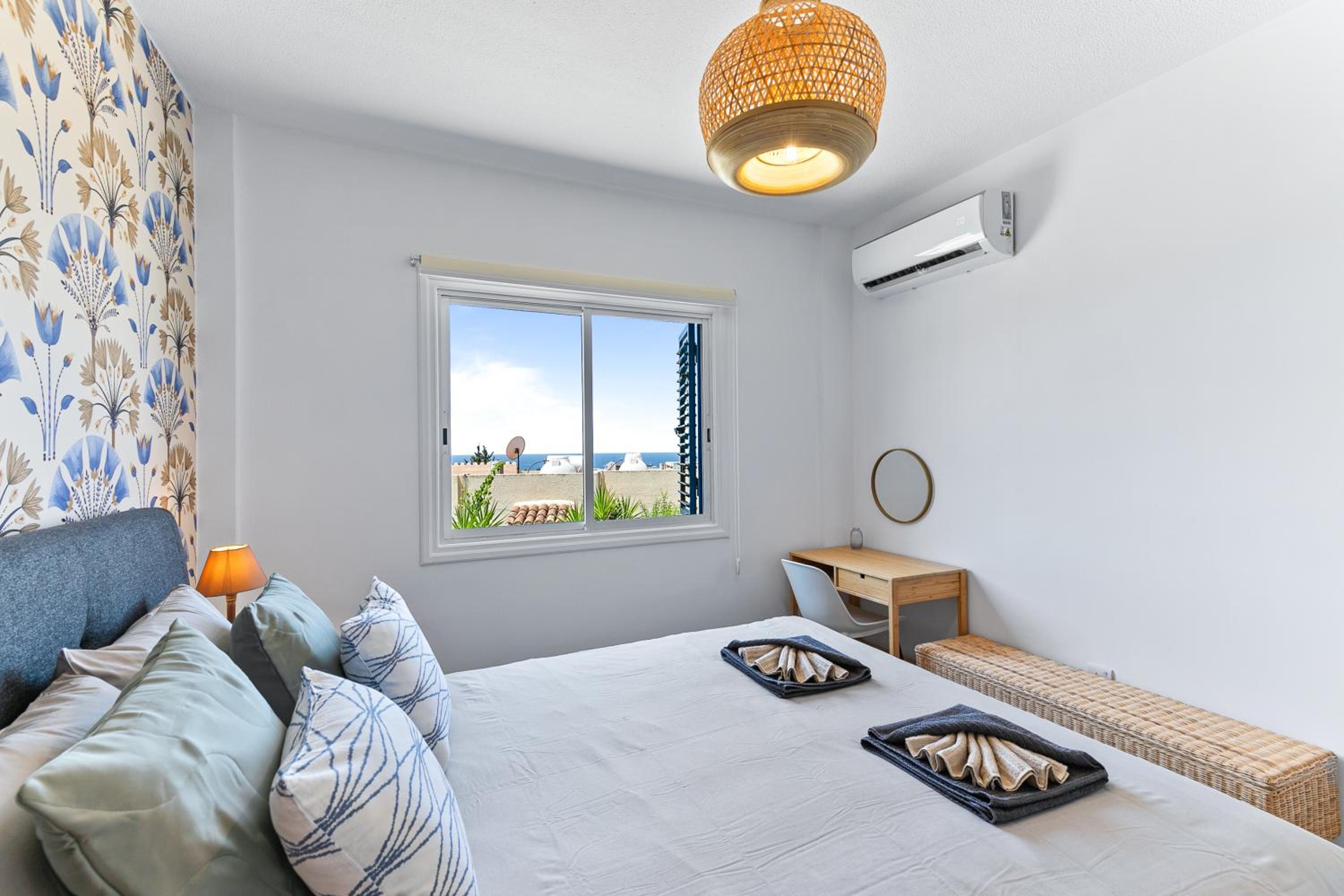 MyCyprusStay - Pasithea SeaView Apartment