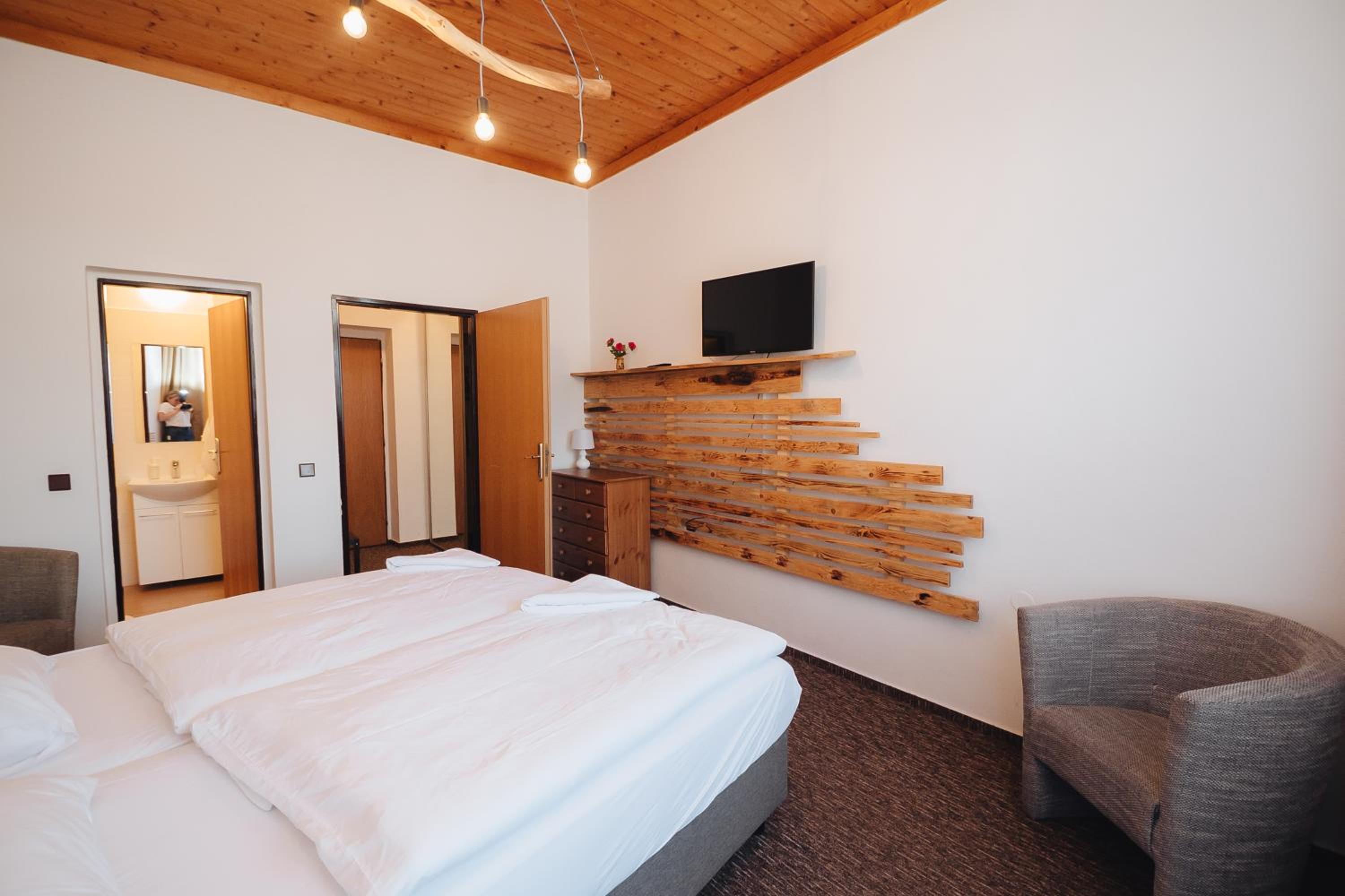 Pension Mona