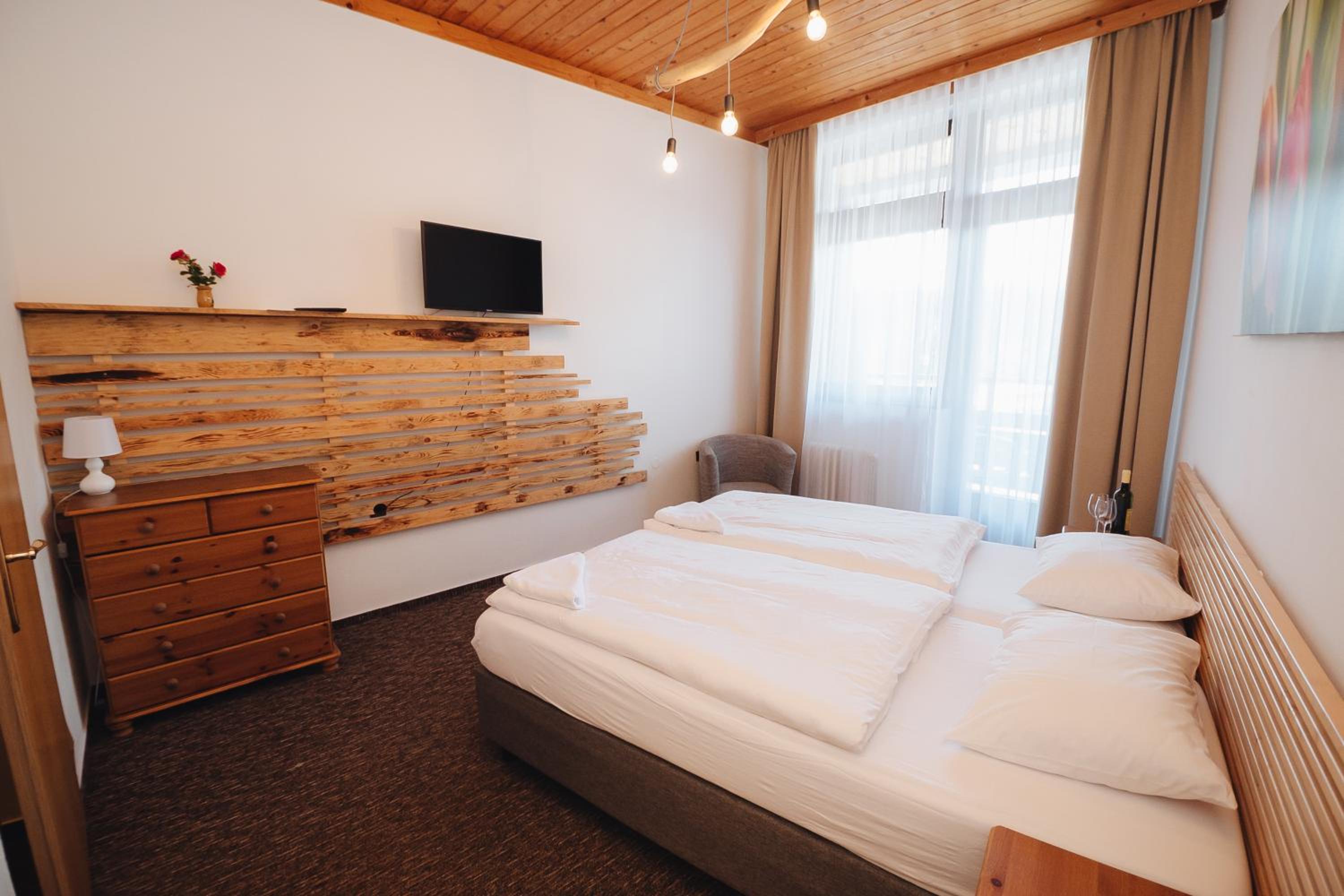 Pension Mona