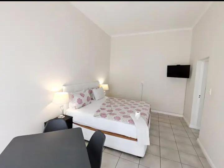 Aphiwe Guesthouse