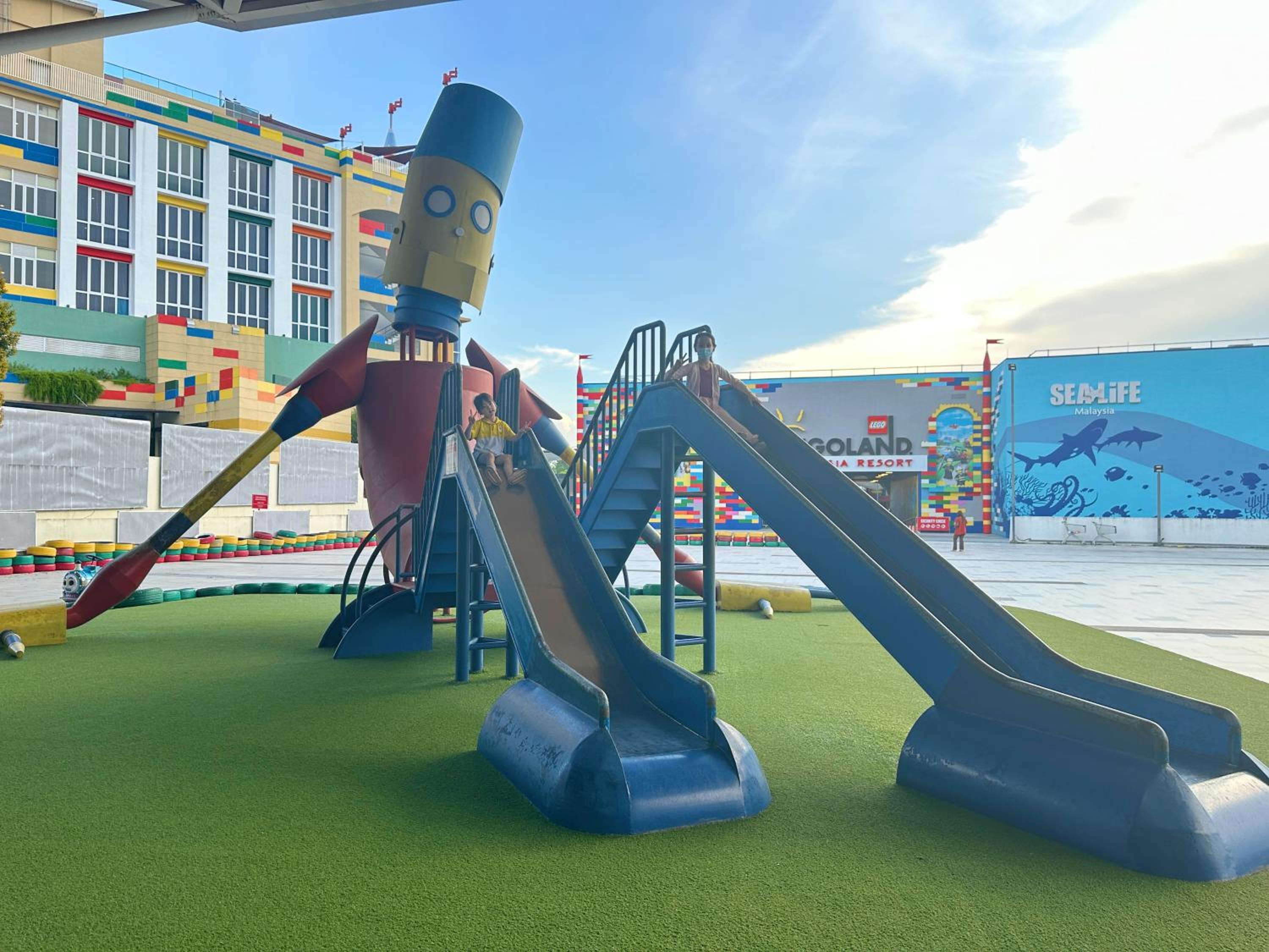 Opp Legoland Medini DPristin-10pax-2BR-Forest Party photo 8