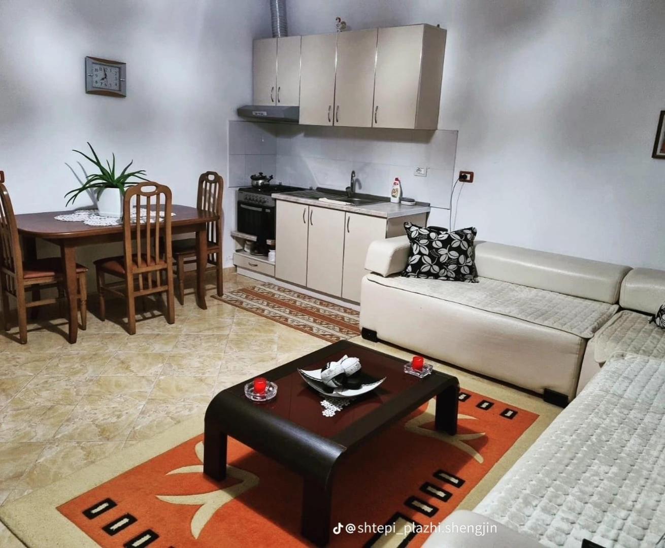 Apartament me qera ditore Shëngjin