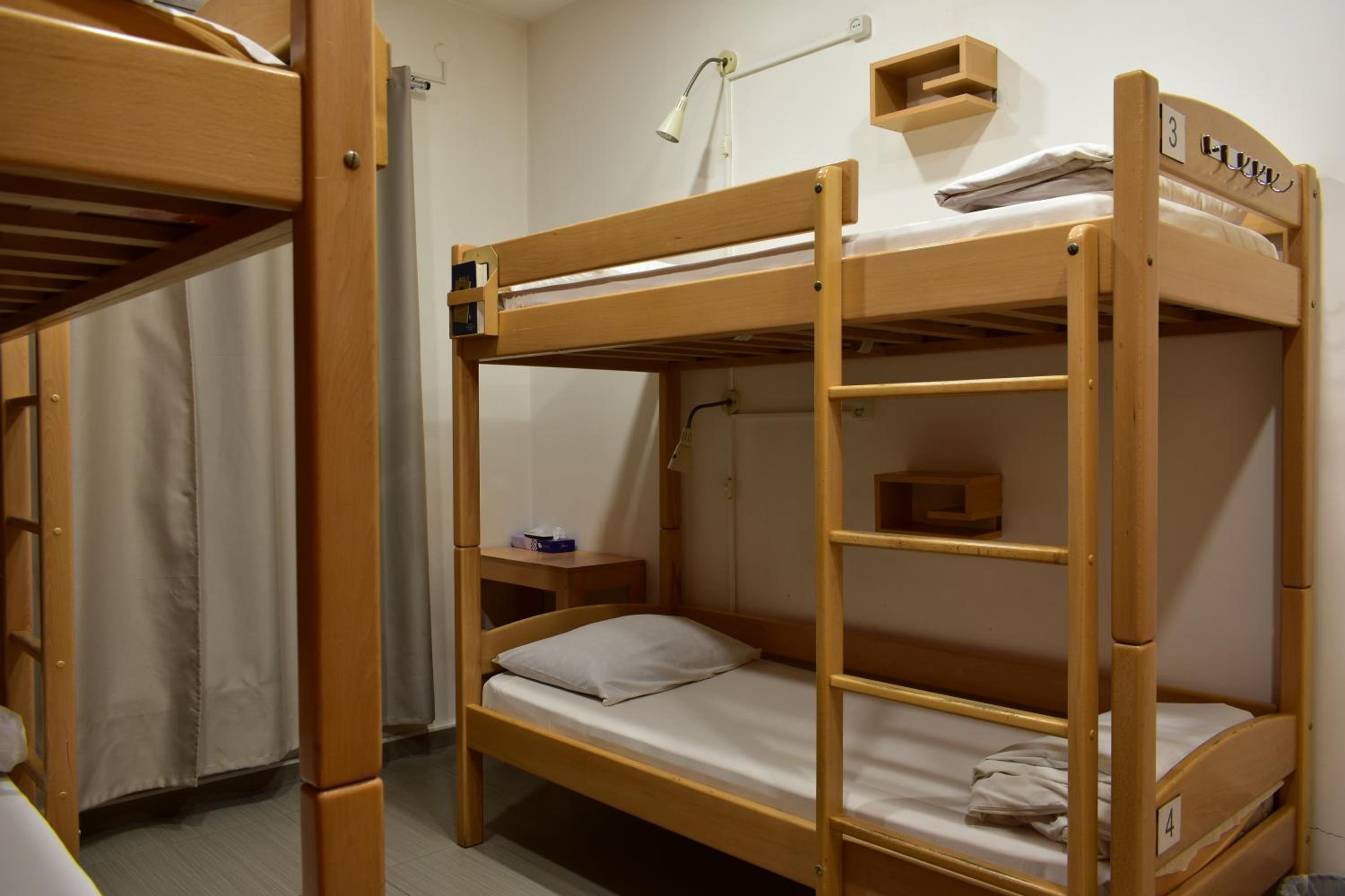 Envoy Hostel & Tours
