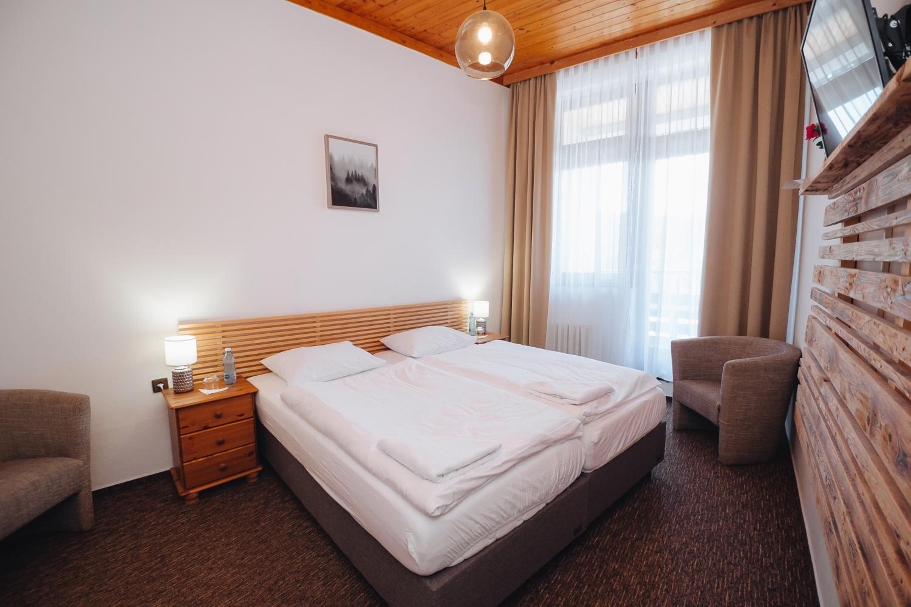 Pension Mona