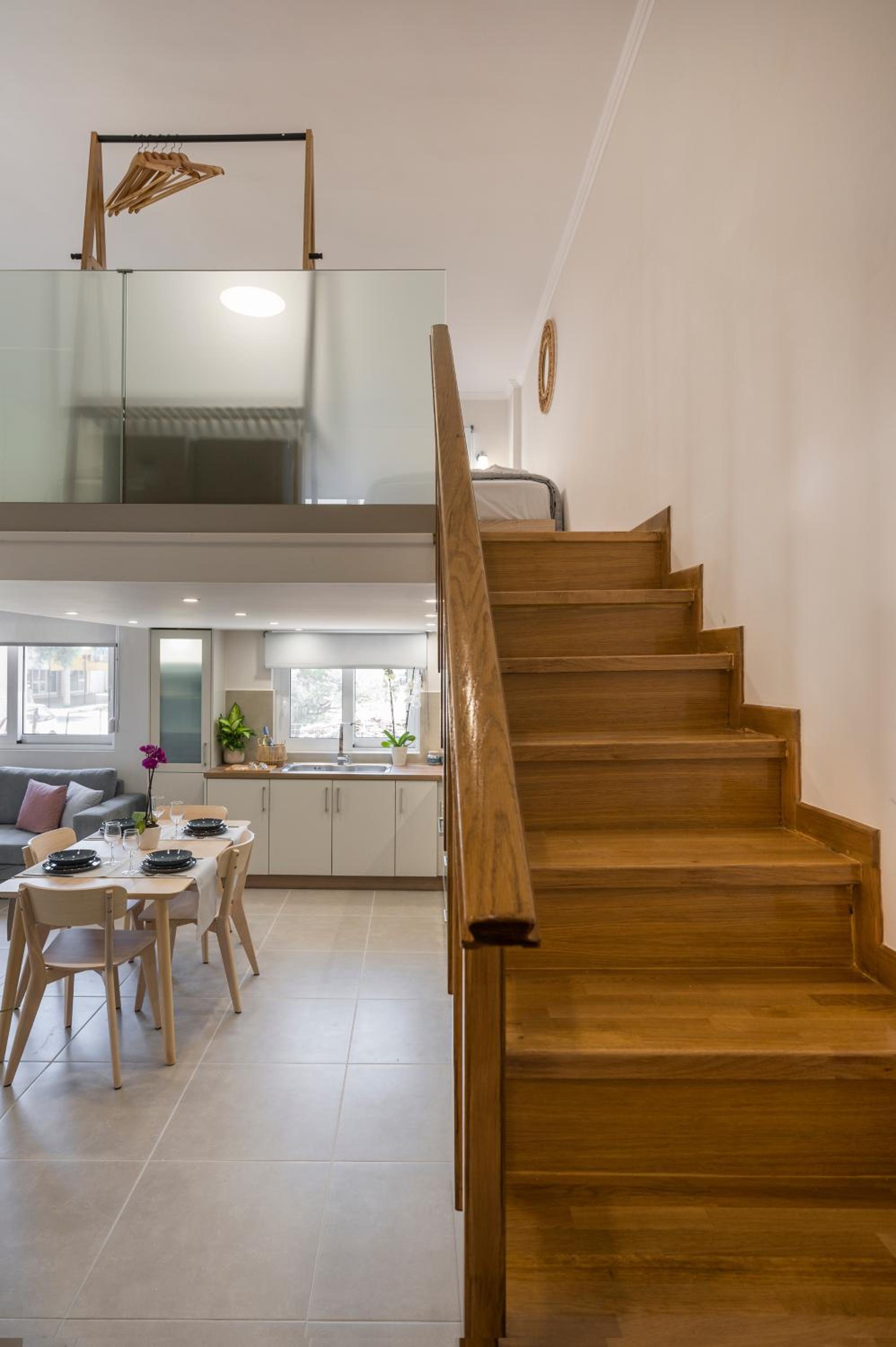 Eranthis Apartment