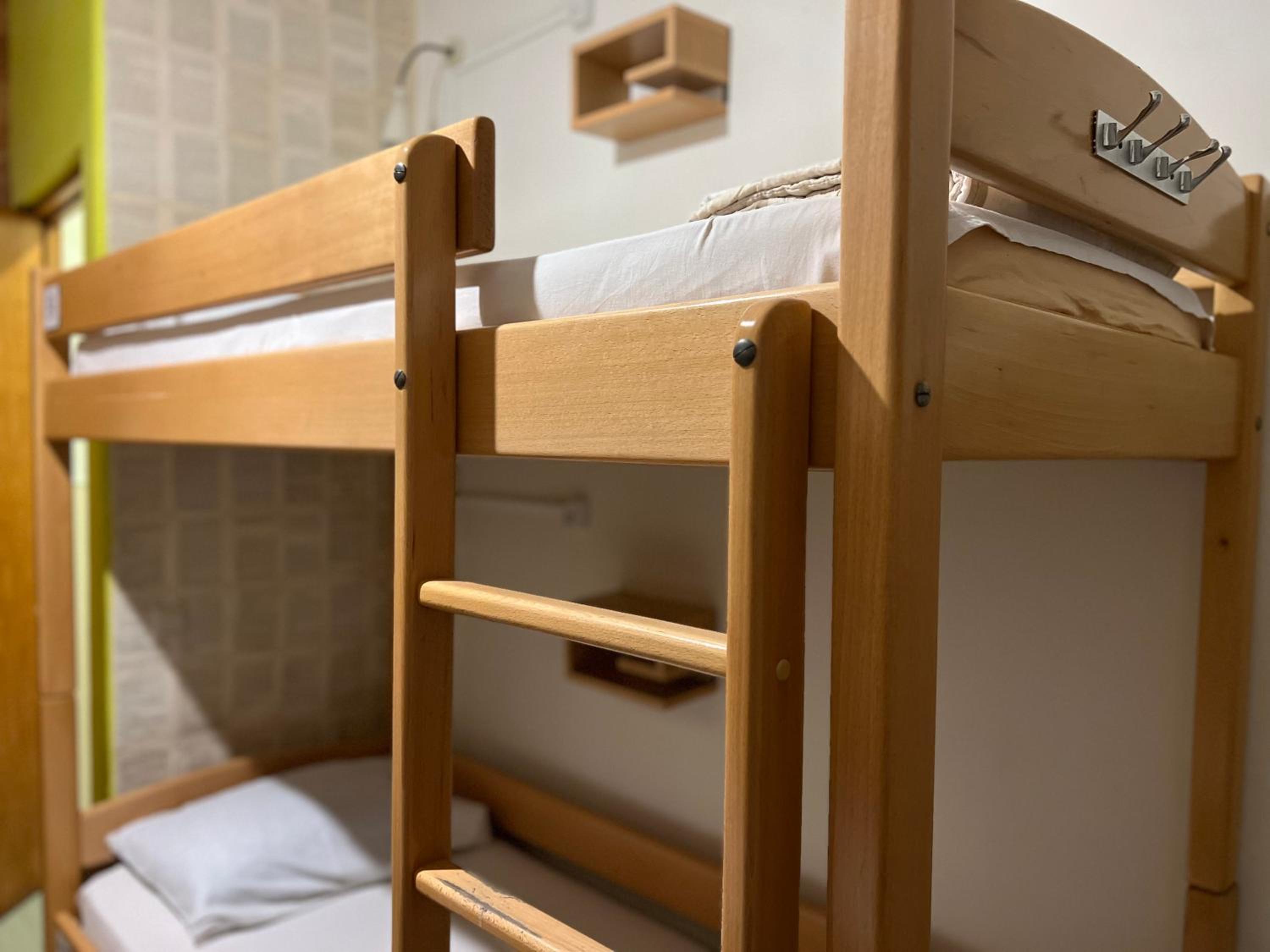 Envoy Hostel & Tours