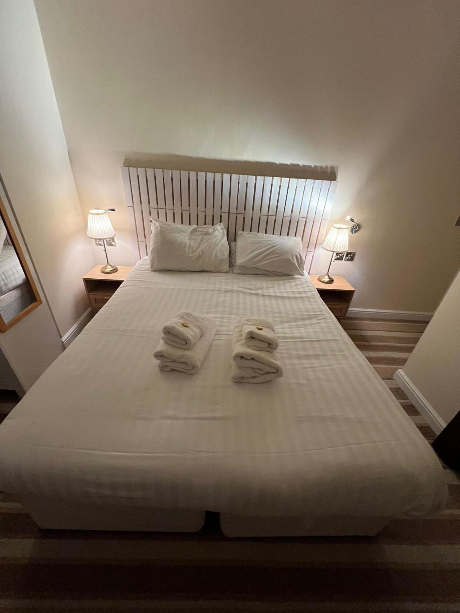High Tor Hotel