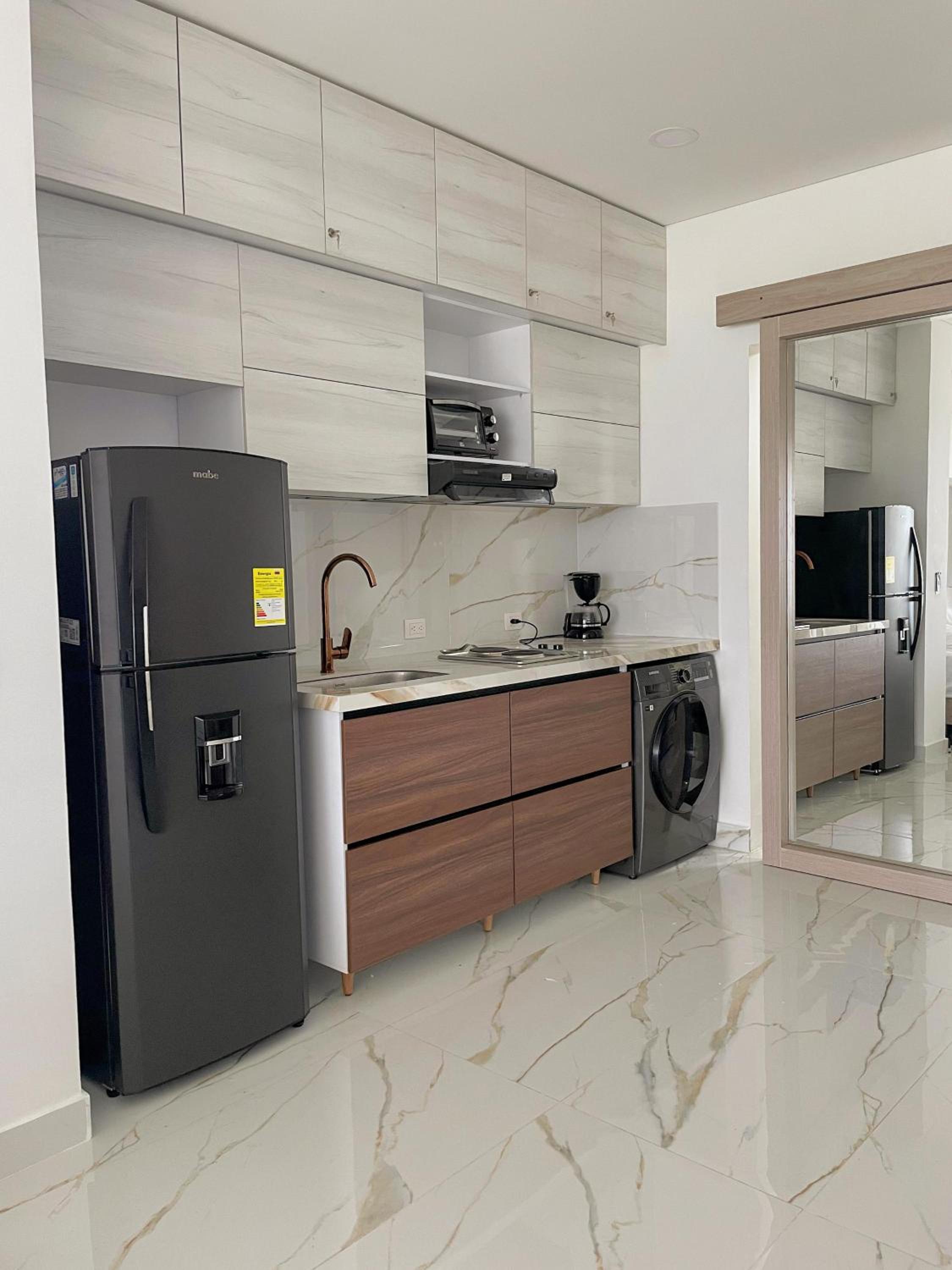 Serenity Sky 11 Elegant modern suite with a view of the Atlantic Ocean