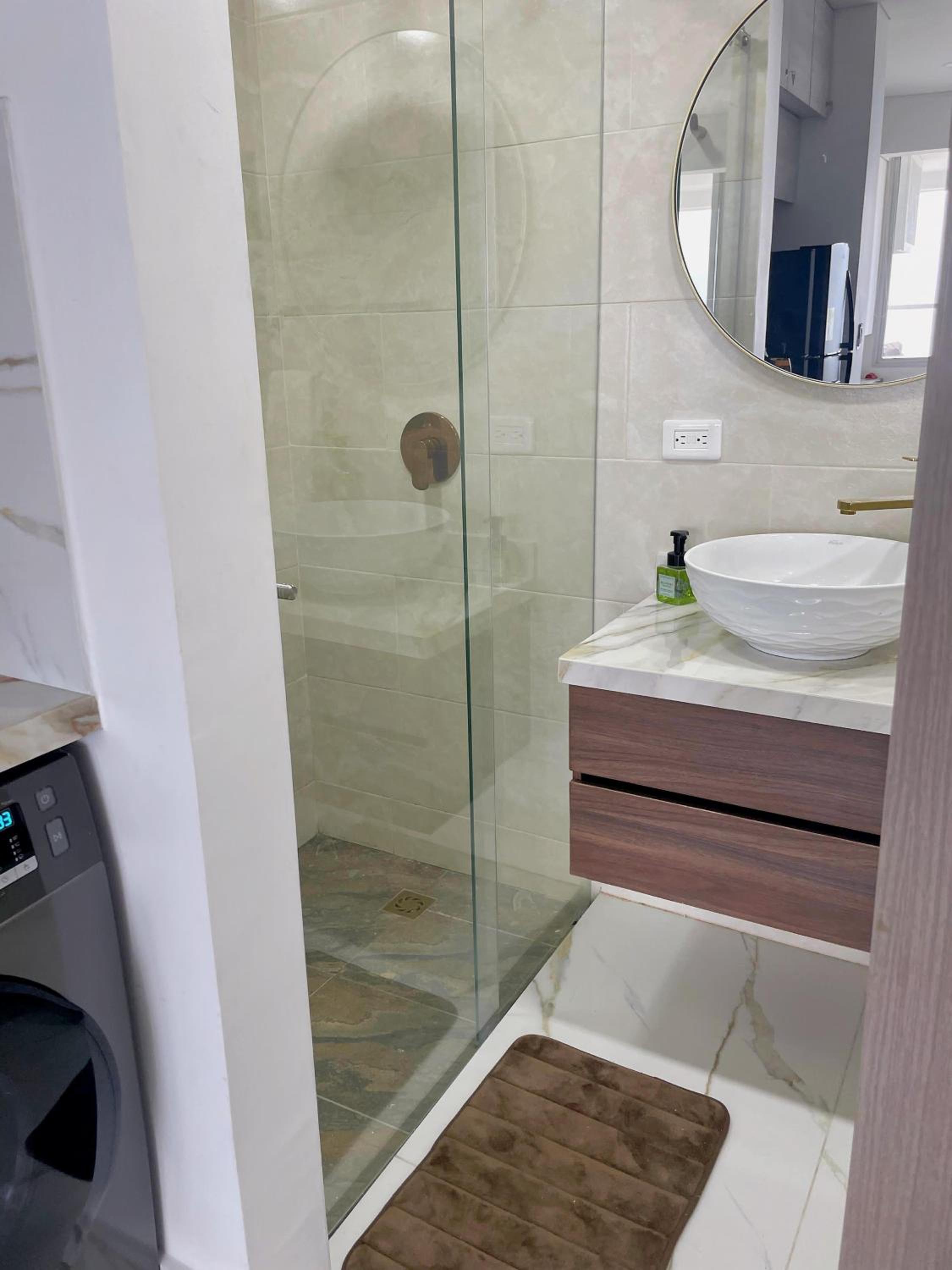 Serenity Sky 11 Elegant modern suite with a view of the Atlantic Ocean