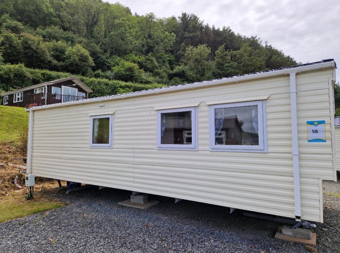 Stunning Pet Friendly 2 bed StaticCaravan in Clarach Bay 2017 model view 5