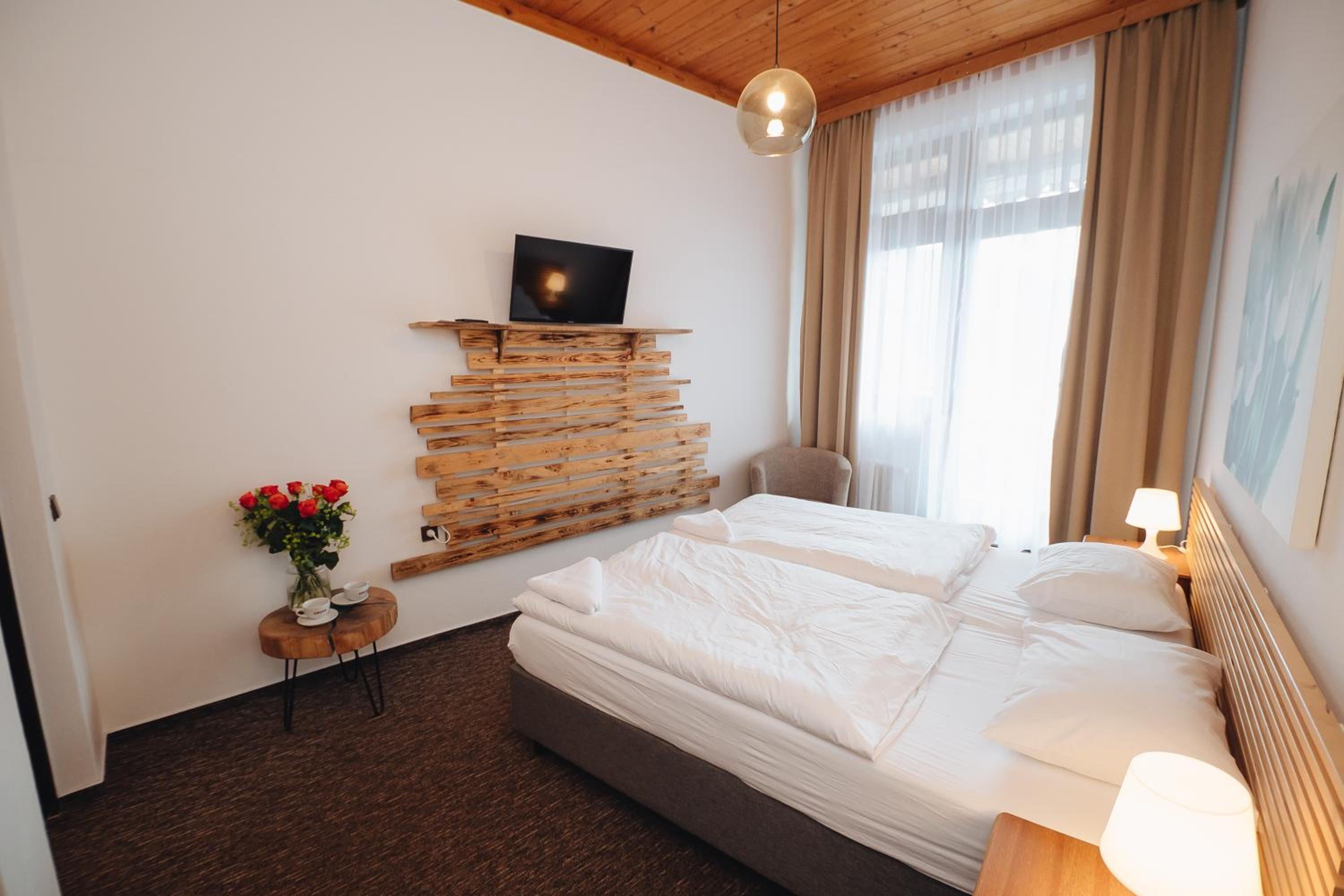 Pension Mona