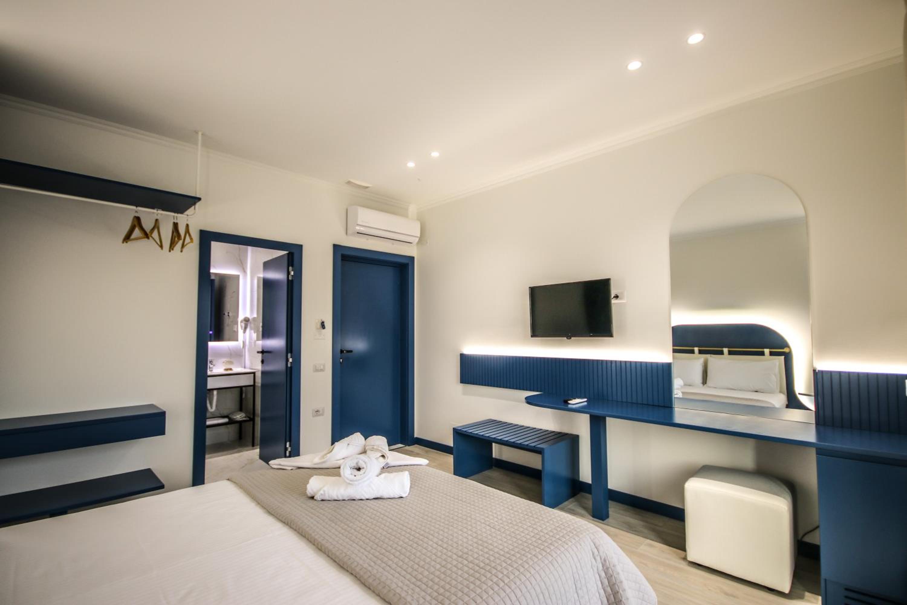 Bay View Hotel