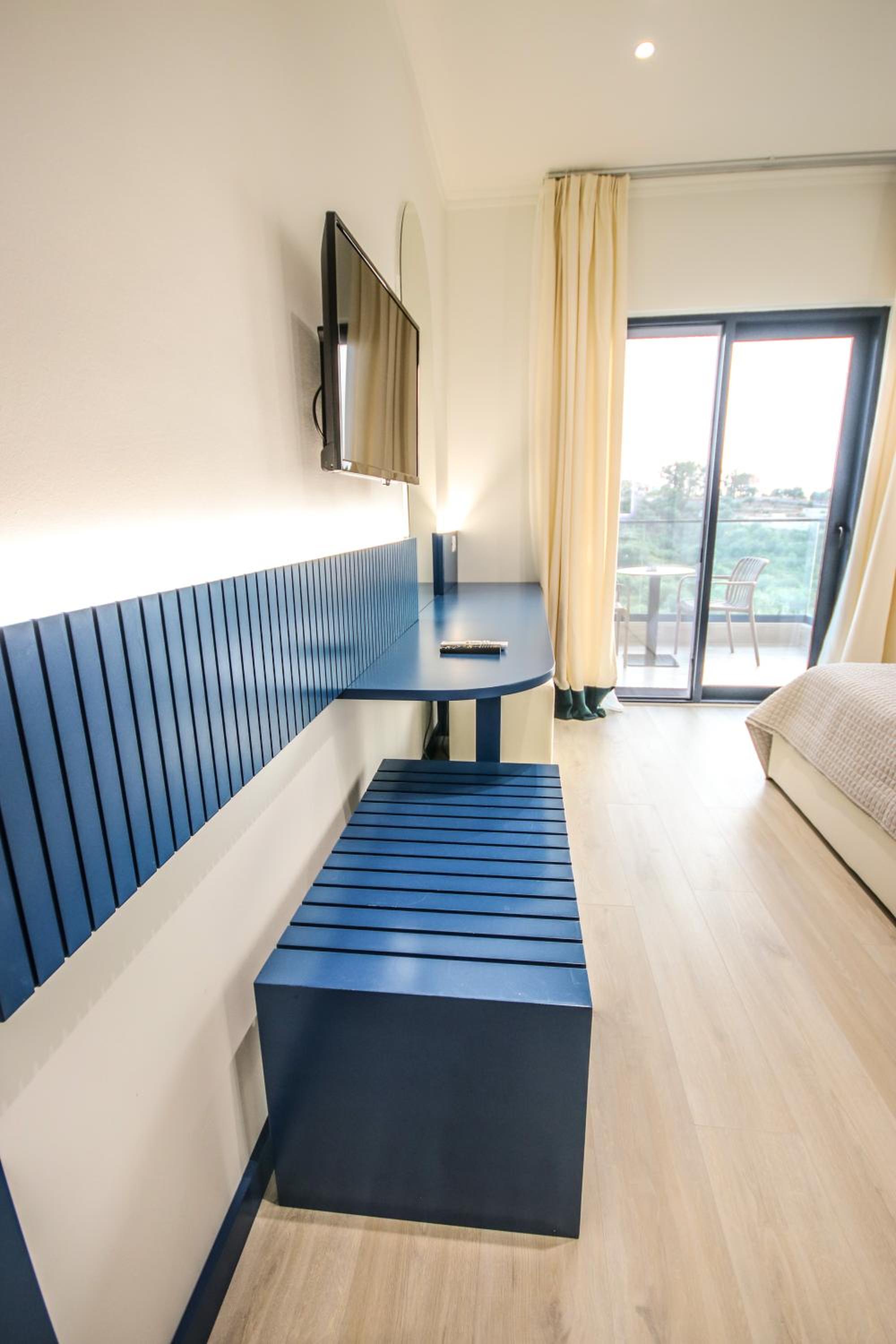Bay View Hotel