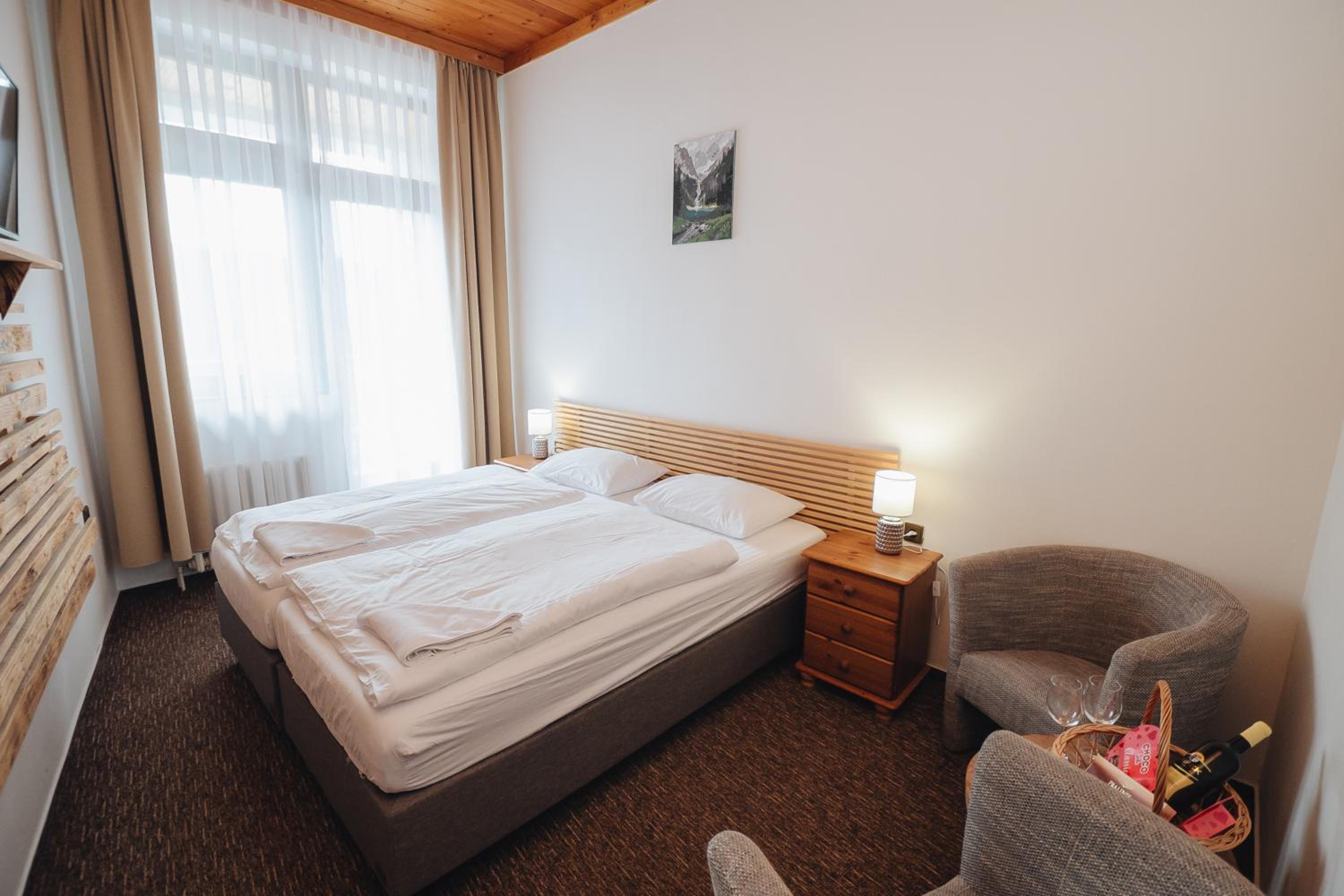 Pension Mona