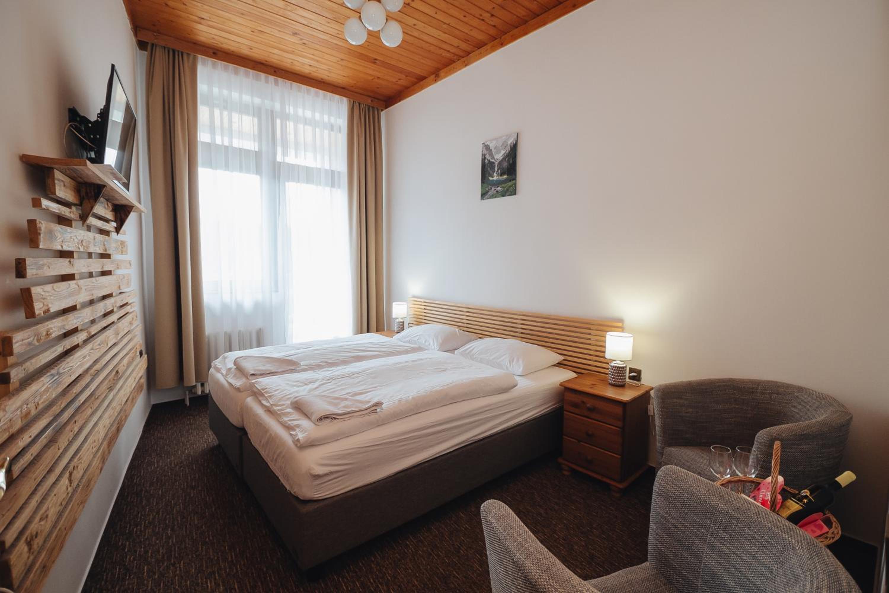 Pension Mona