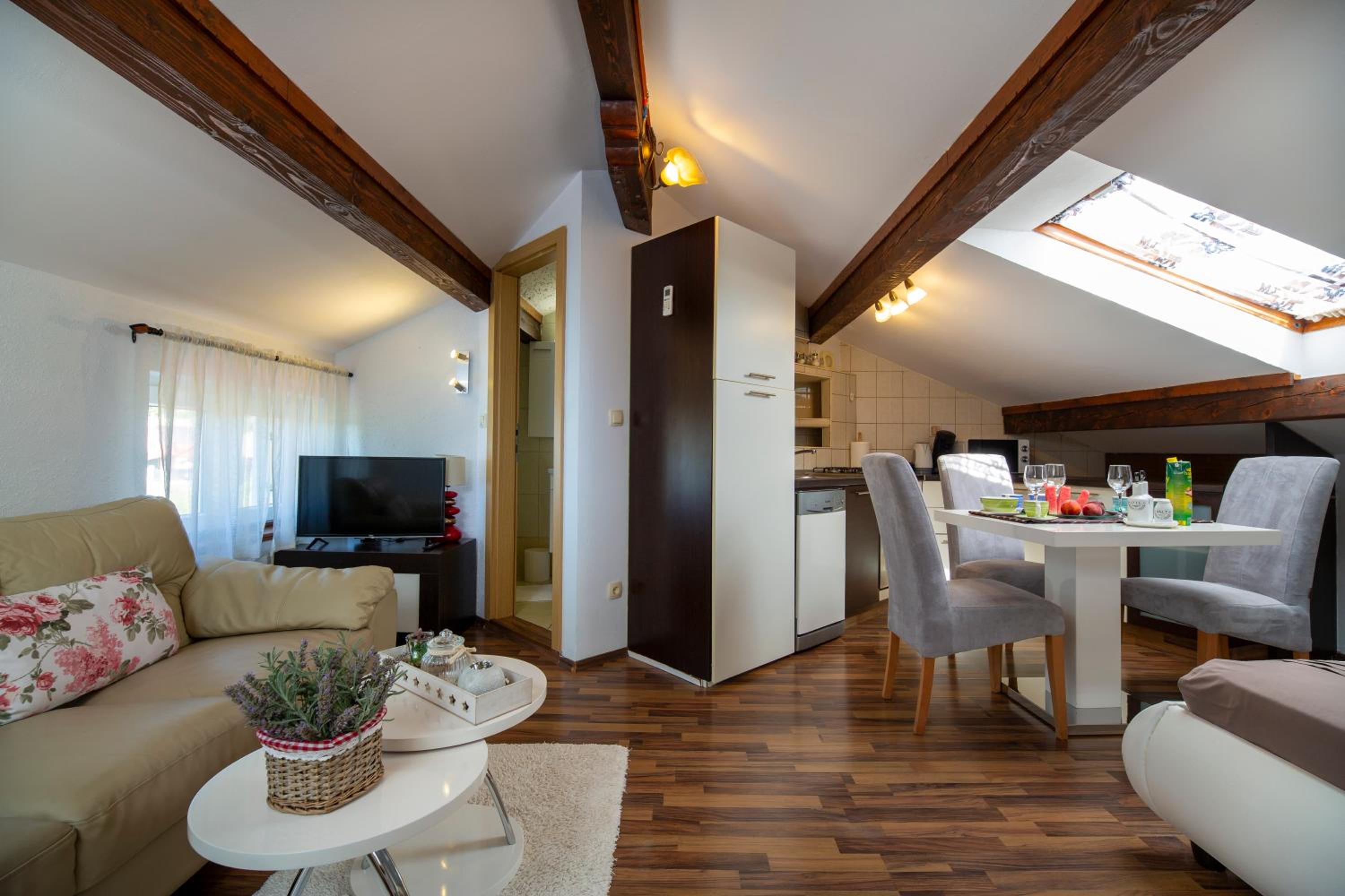 Apartman Viki Štinjan
