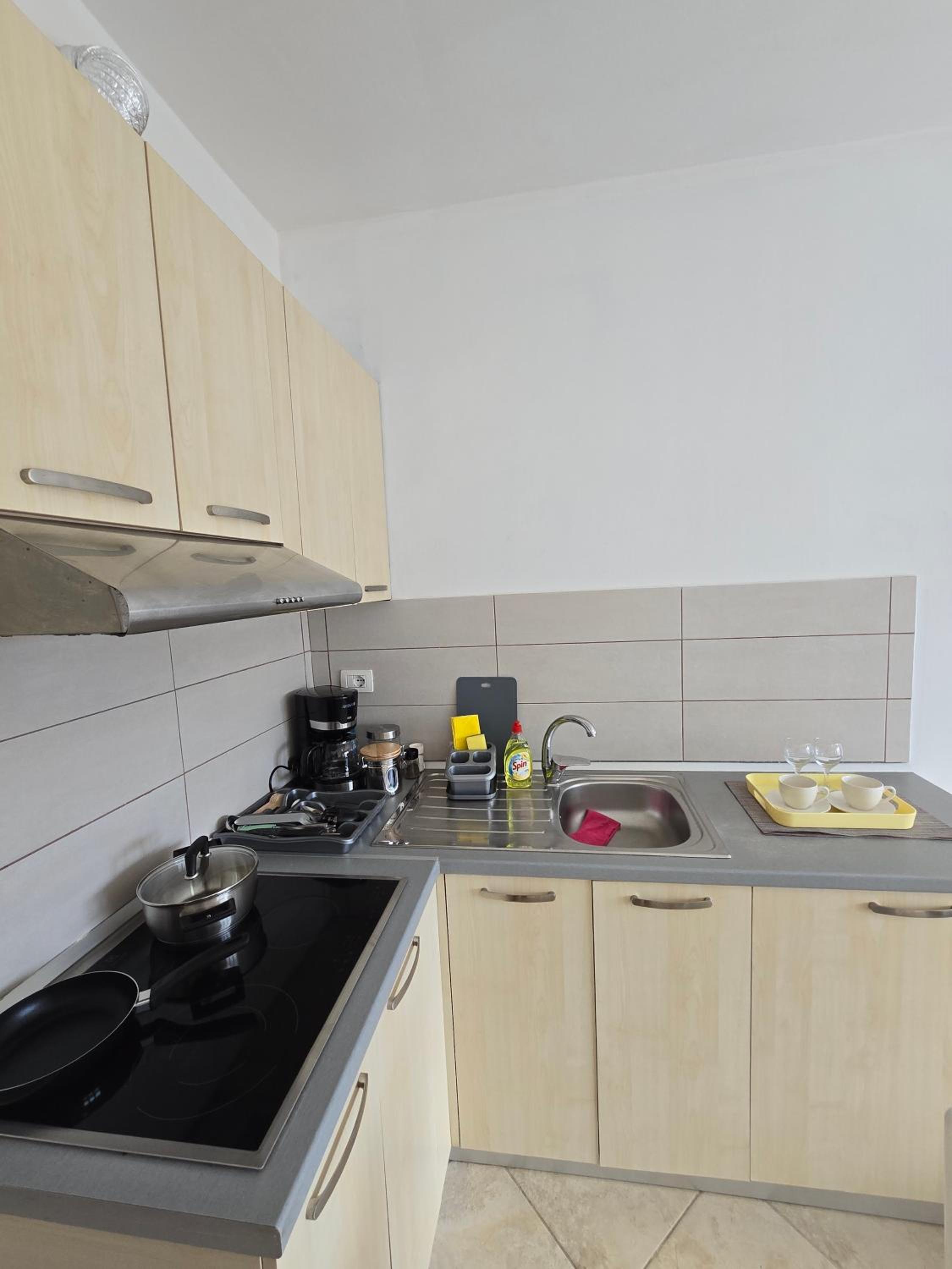 VLORA Apartment Studio Sea View