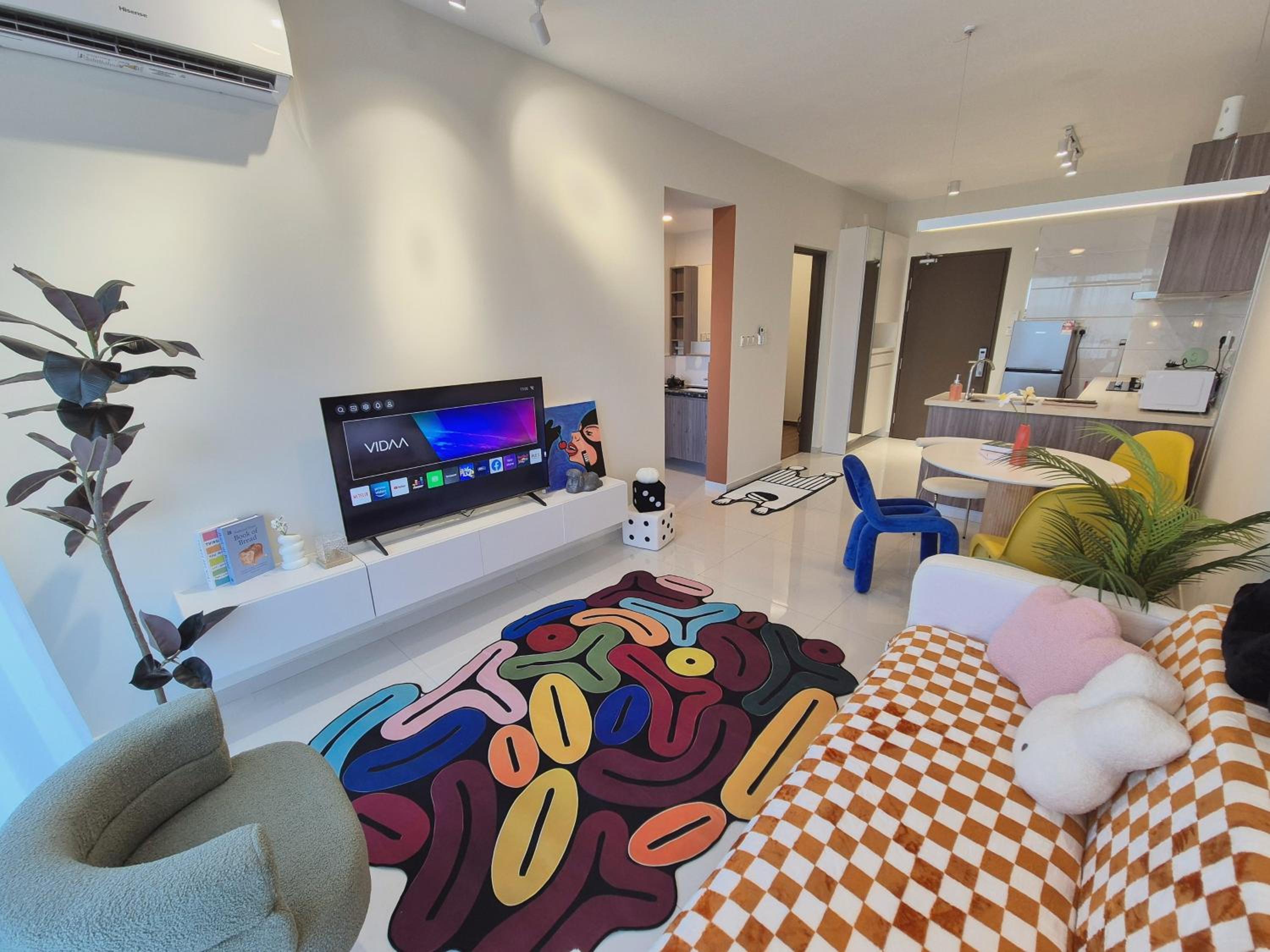 Funky Pop Art Paradise - 3 Pax 2 BR close to JB Town