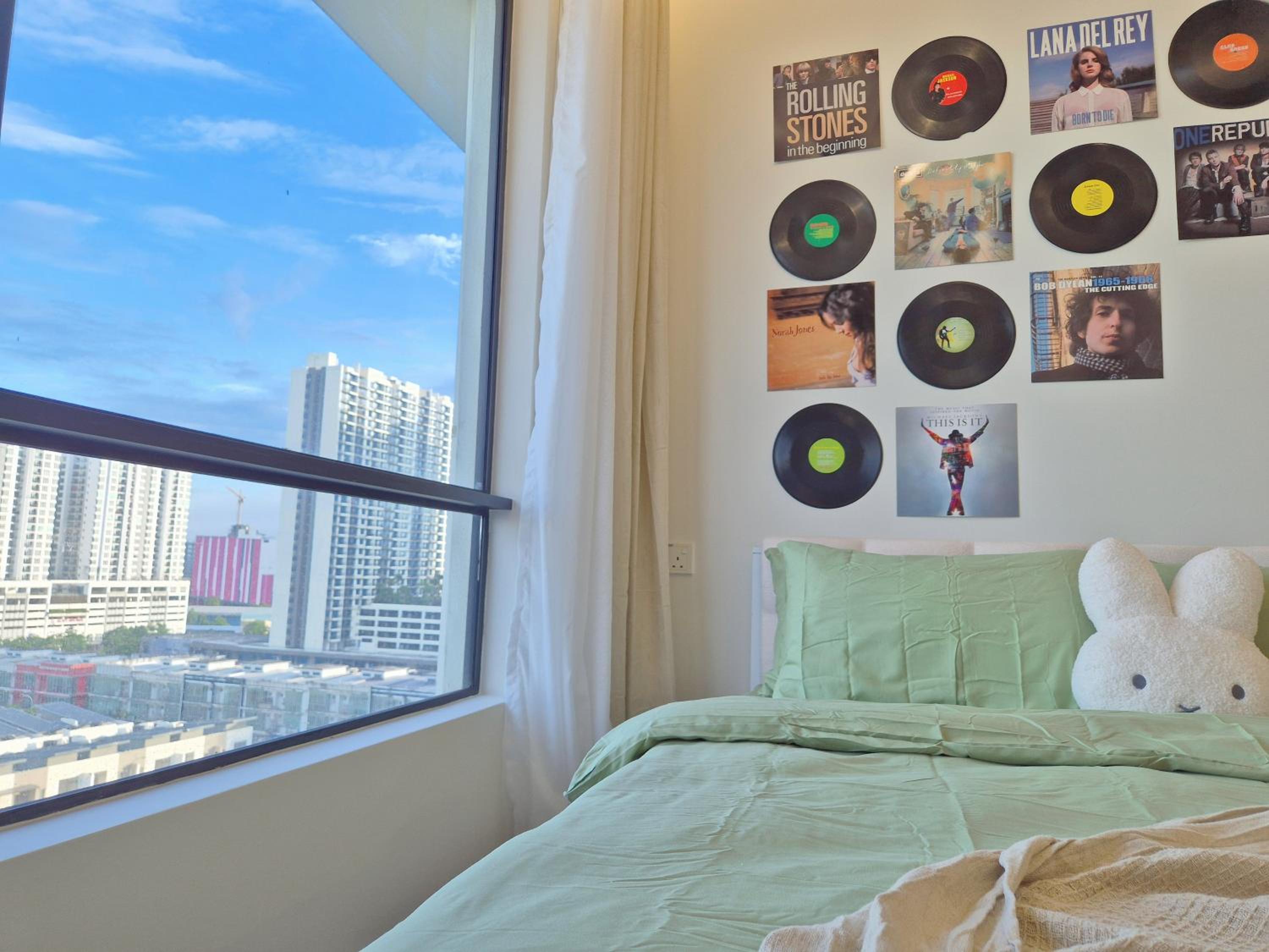 Funky Pop Art Paradise - 3 Pax 2 BR close to JB Town