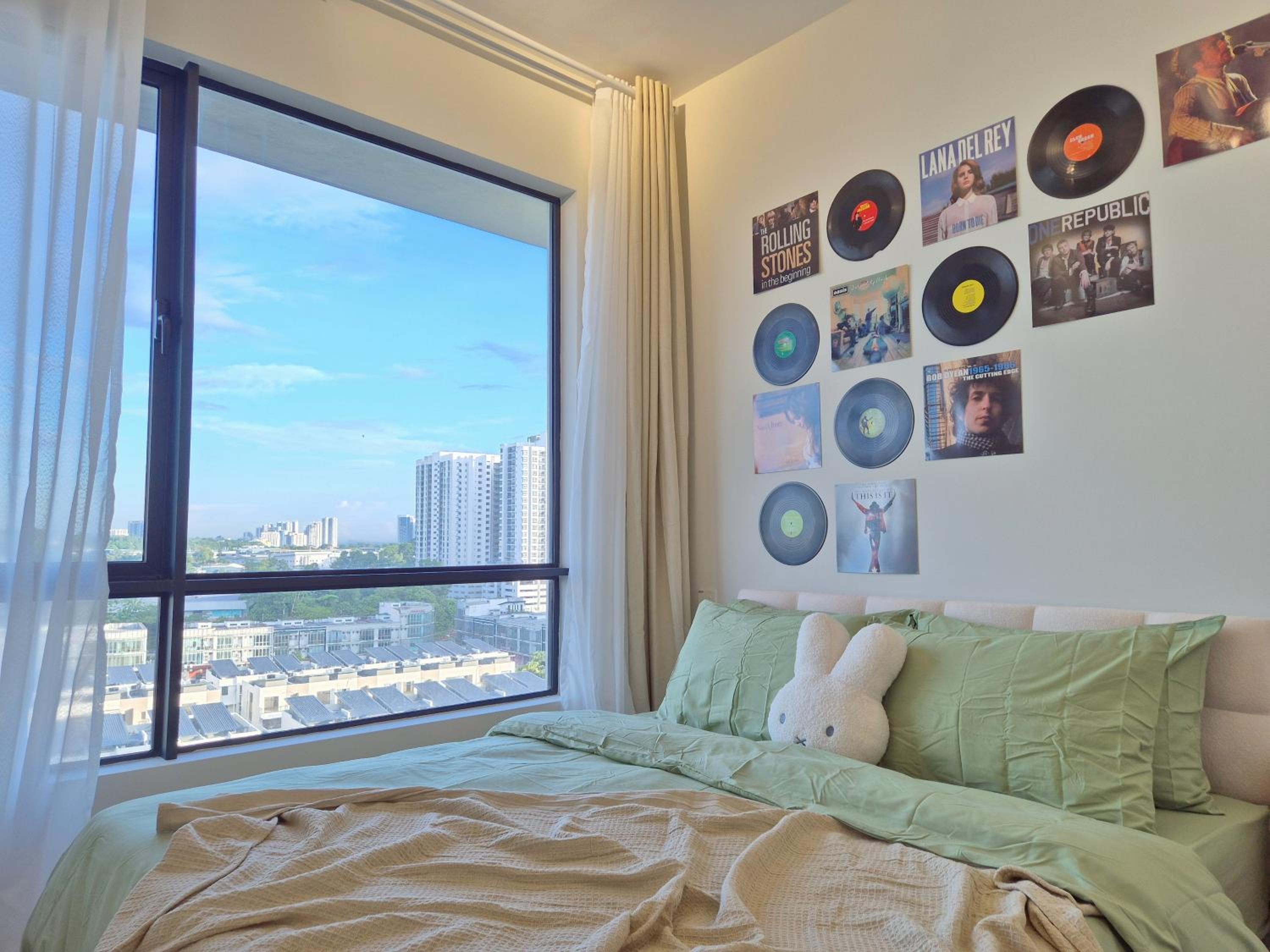 Funky Pop Art Paradise - 3 Pax 2 BR close to JB Town