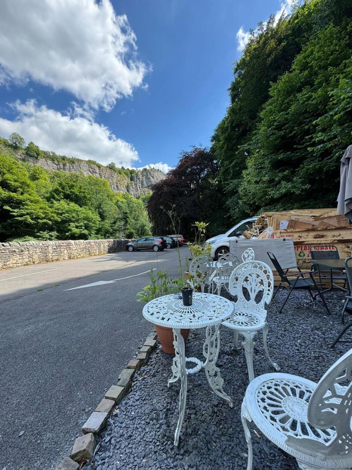 High Tor Hotel