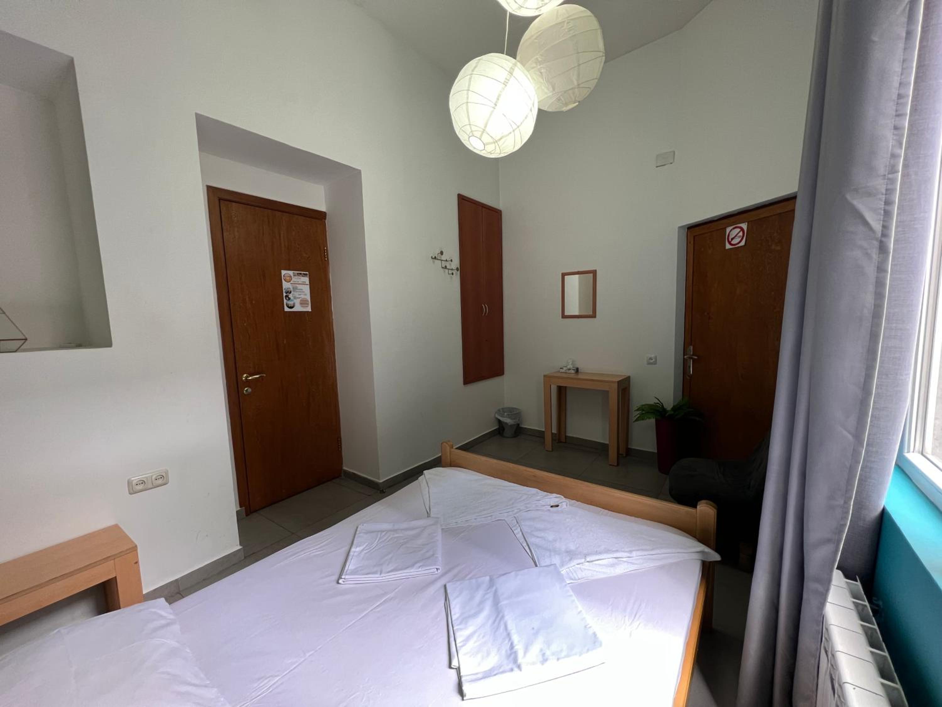 Envoy Hostel & Tours