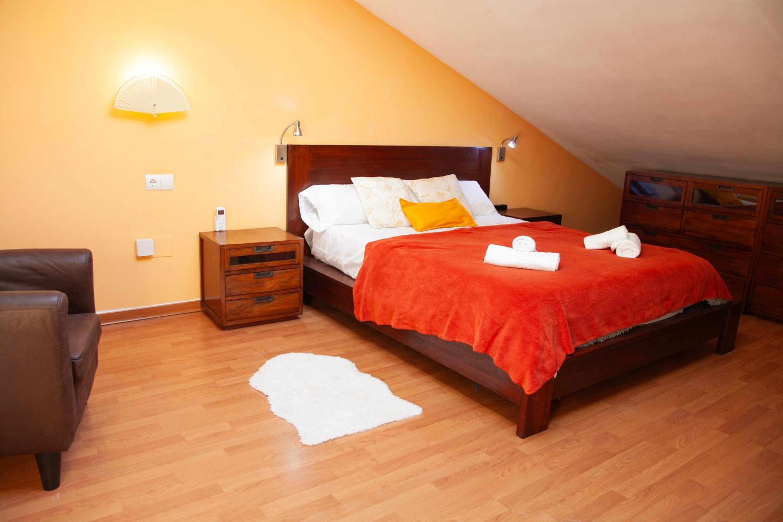 Duplex en Centro de Malaga, calle Nuño Gomez