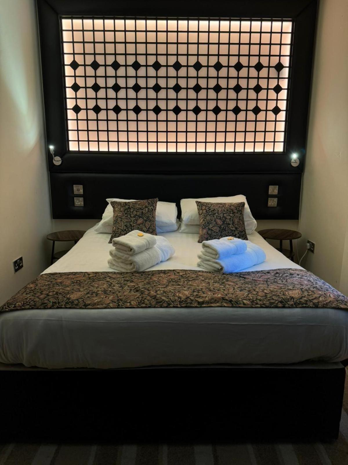 High Tor Hotel