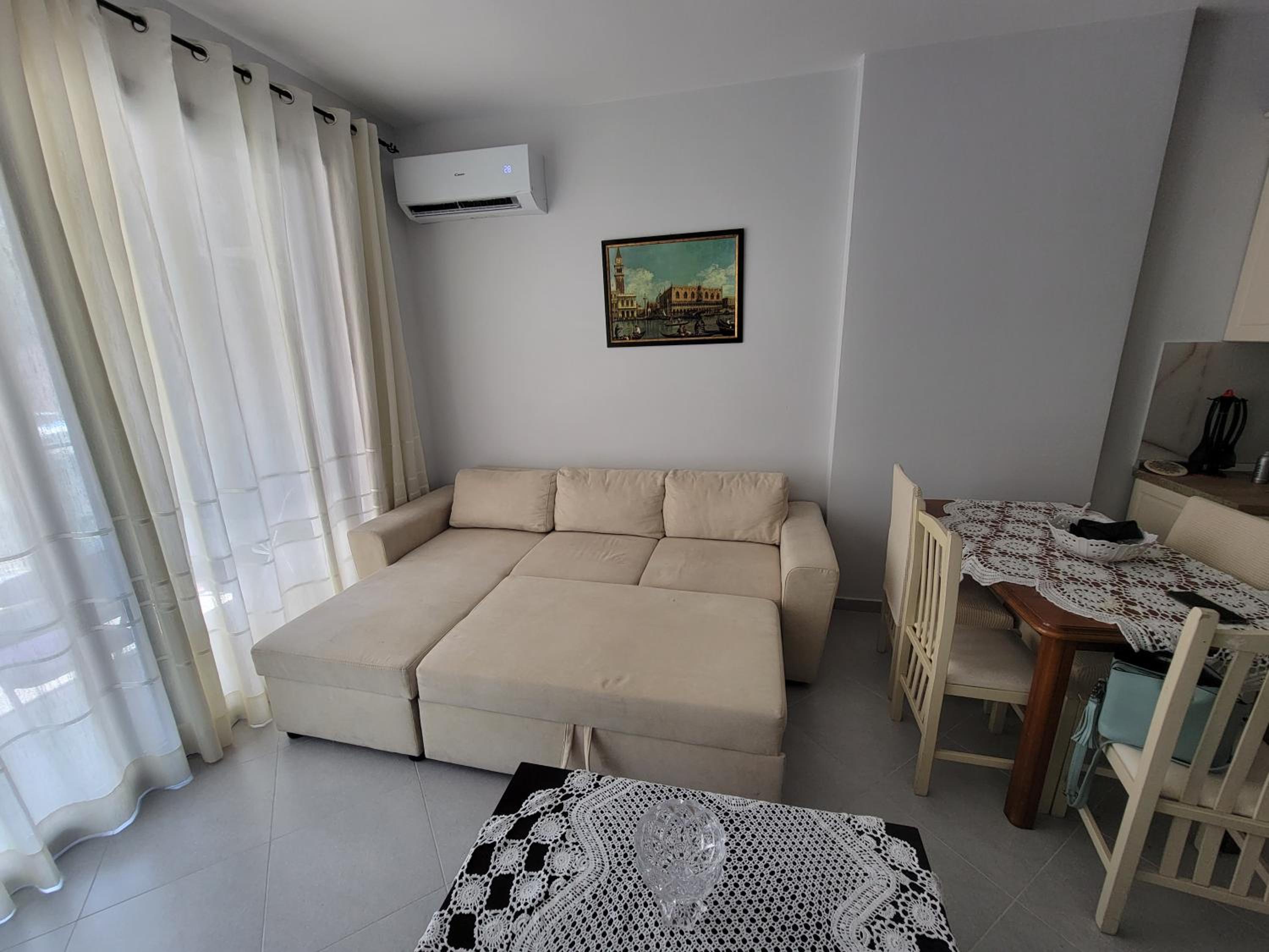Henri's Apartments Vlore